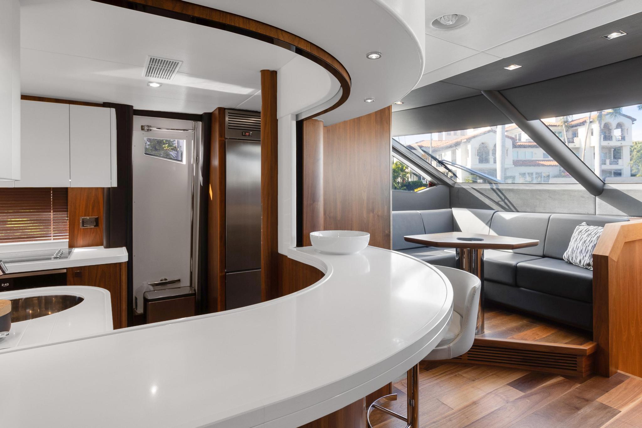 2018 Sunseeker 86 Yacht Alexa