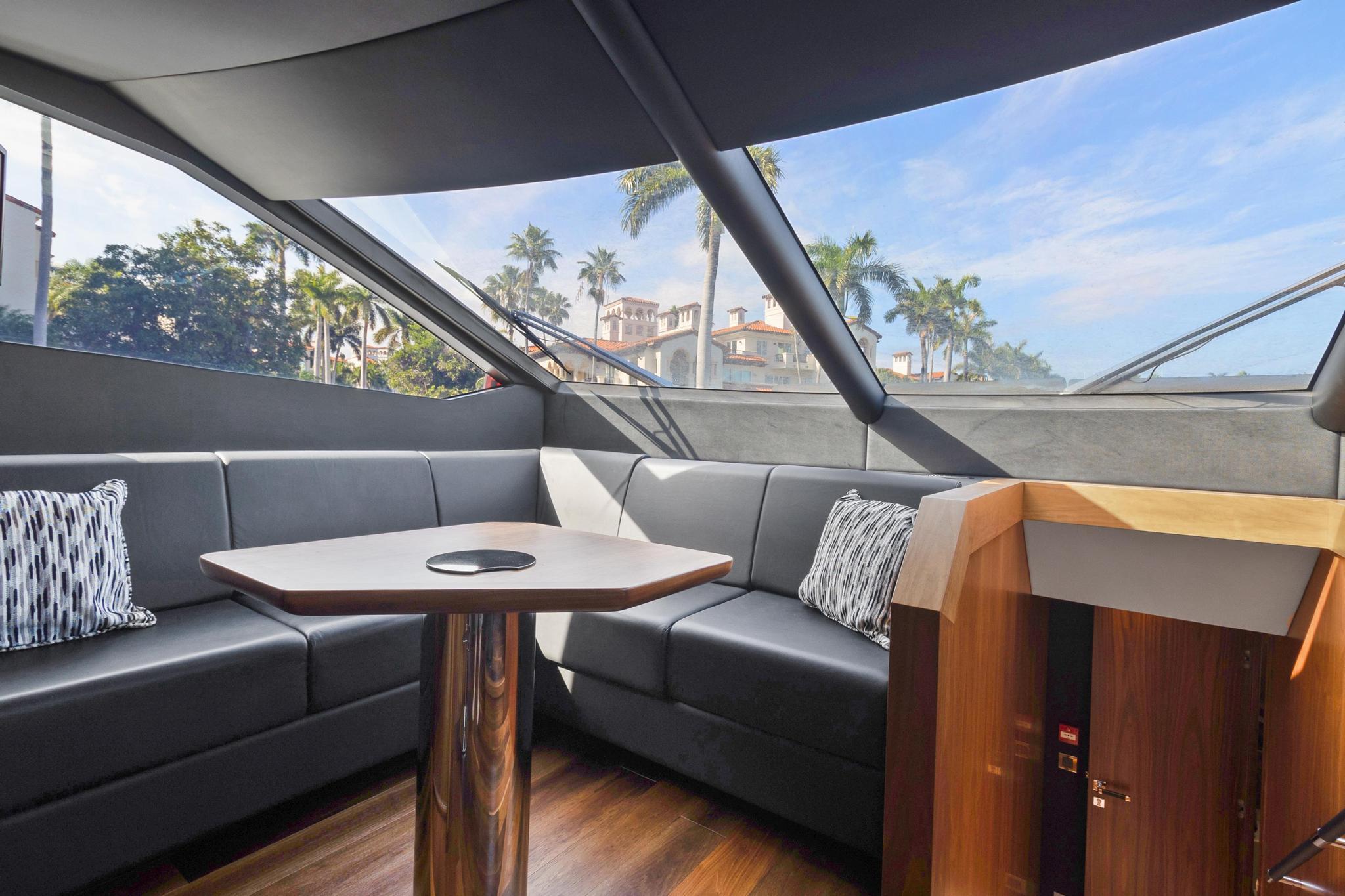 2018 Sunseeker 86 Yacht Alexa
