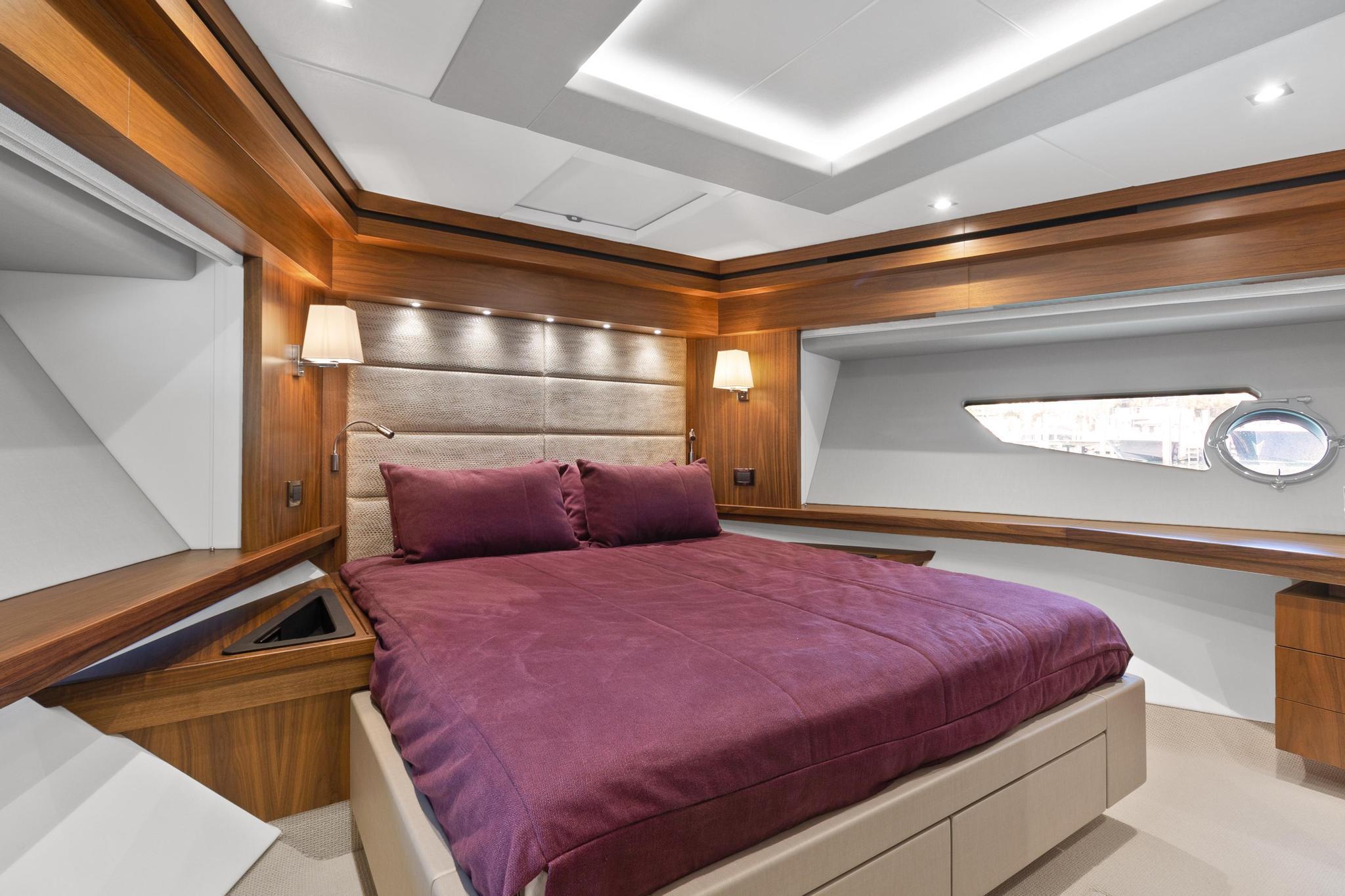 2018 Sunseeker 86 Yacht Alexa