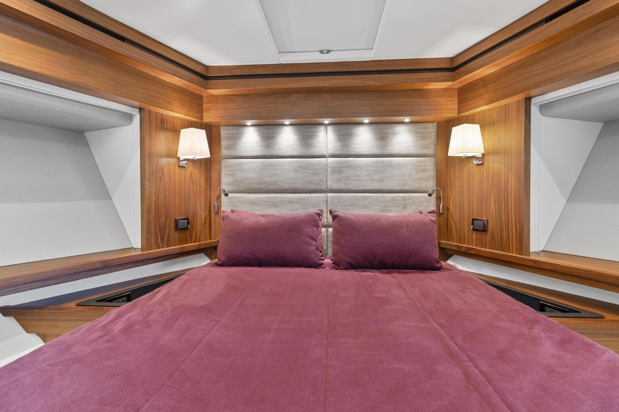2018 Sunseeker 86 Yacht Alexa
