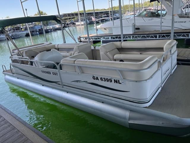 2001 Monarch 240