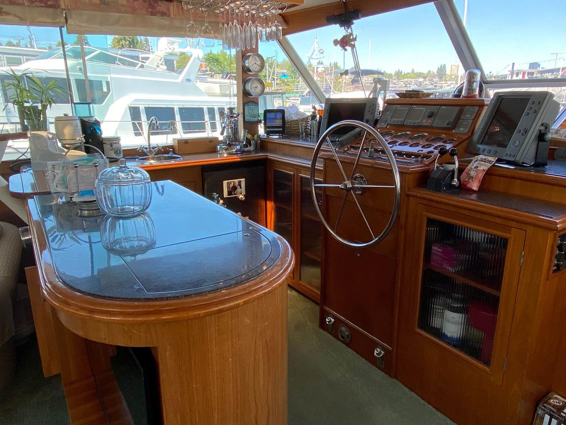 Bar and Helm