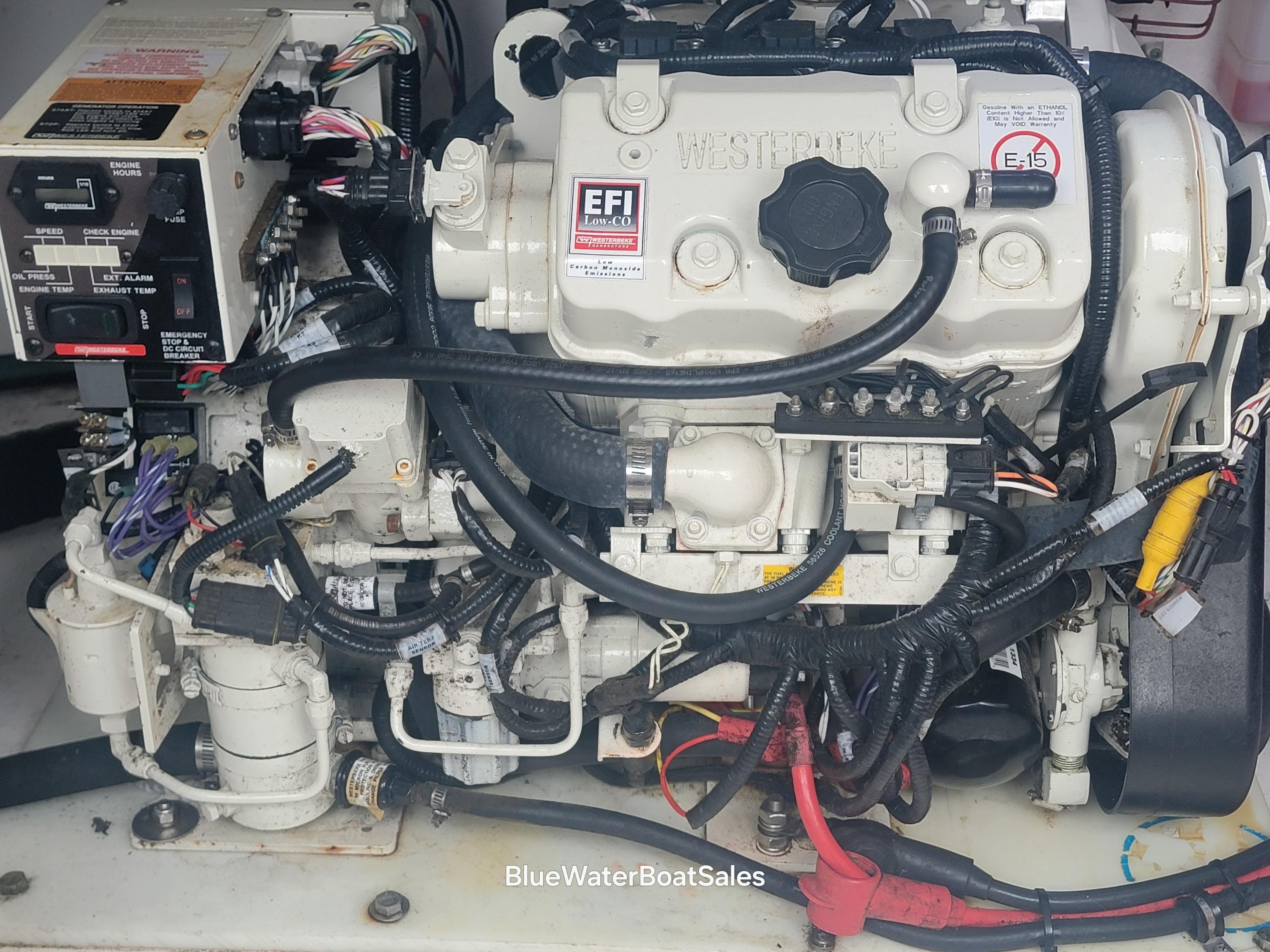 2012-contender-40-express-power-9761161-20250519065258470-1_XLARGE