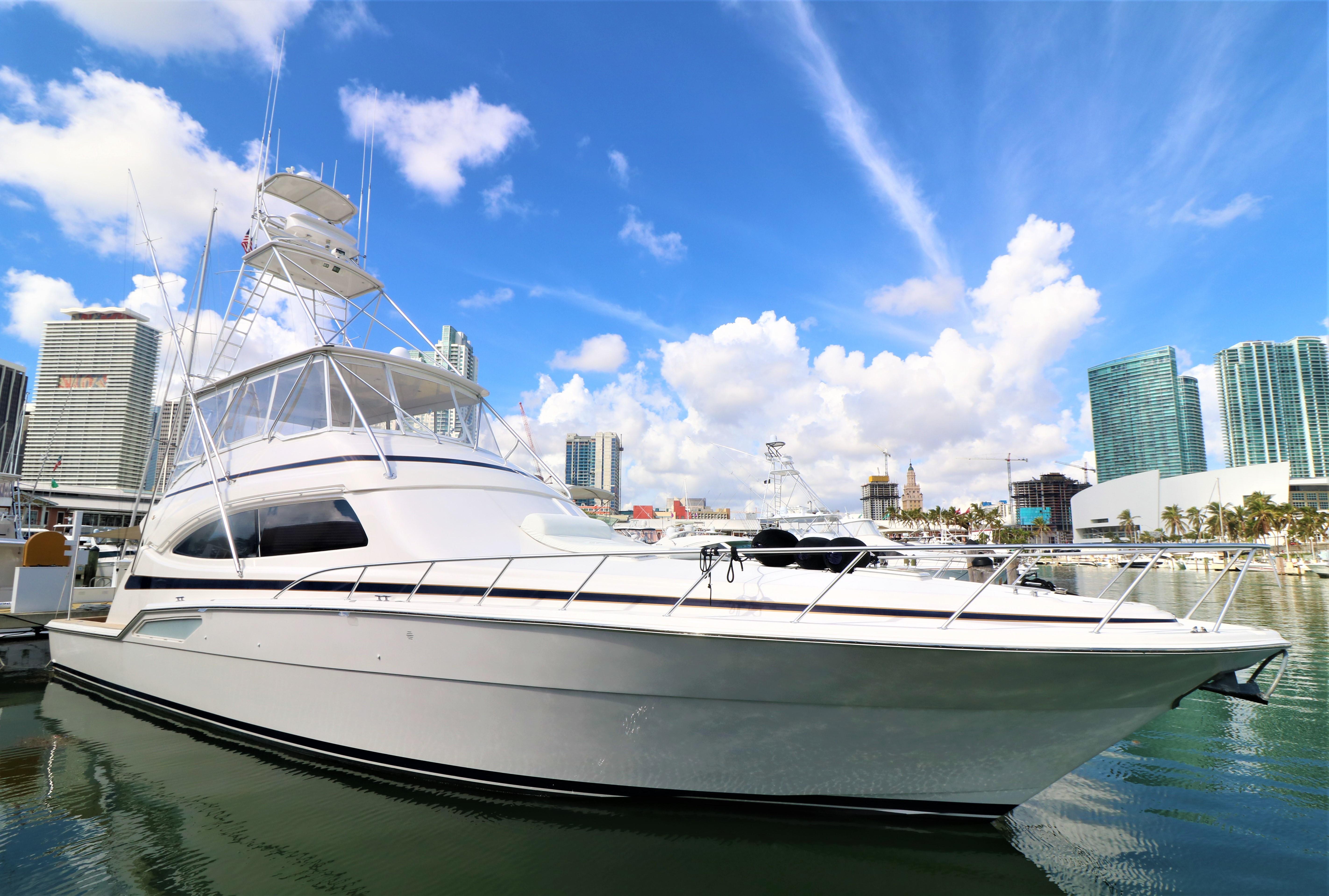 2005 Bertram 67 Convertible 2005 Bertram 67 Convertible