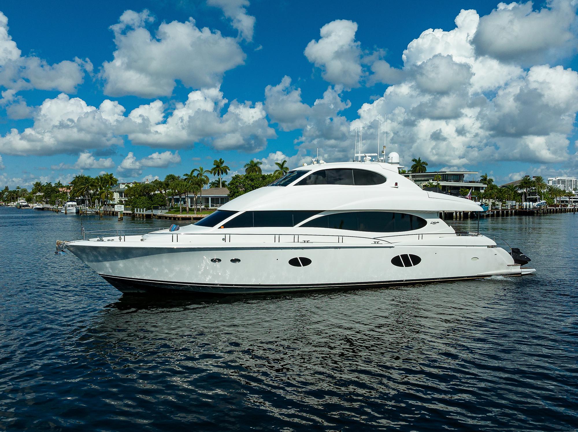 84 lazzara motor yacht