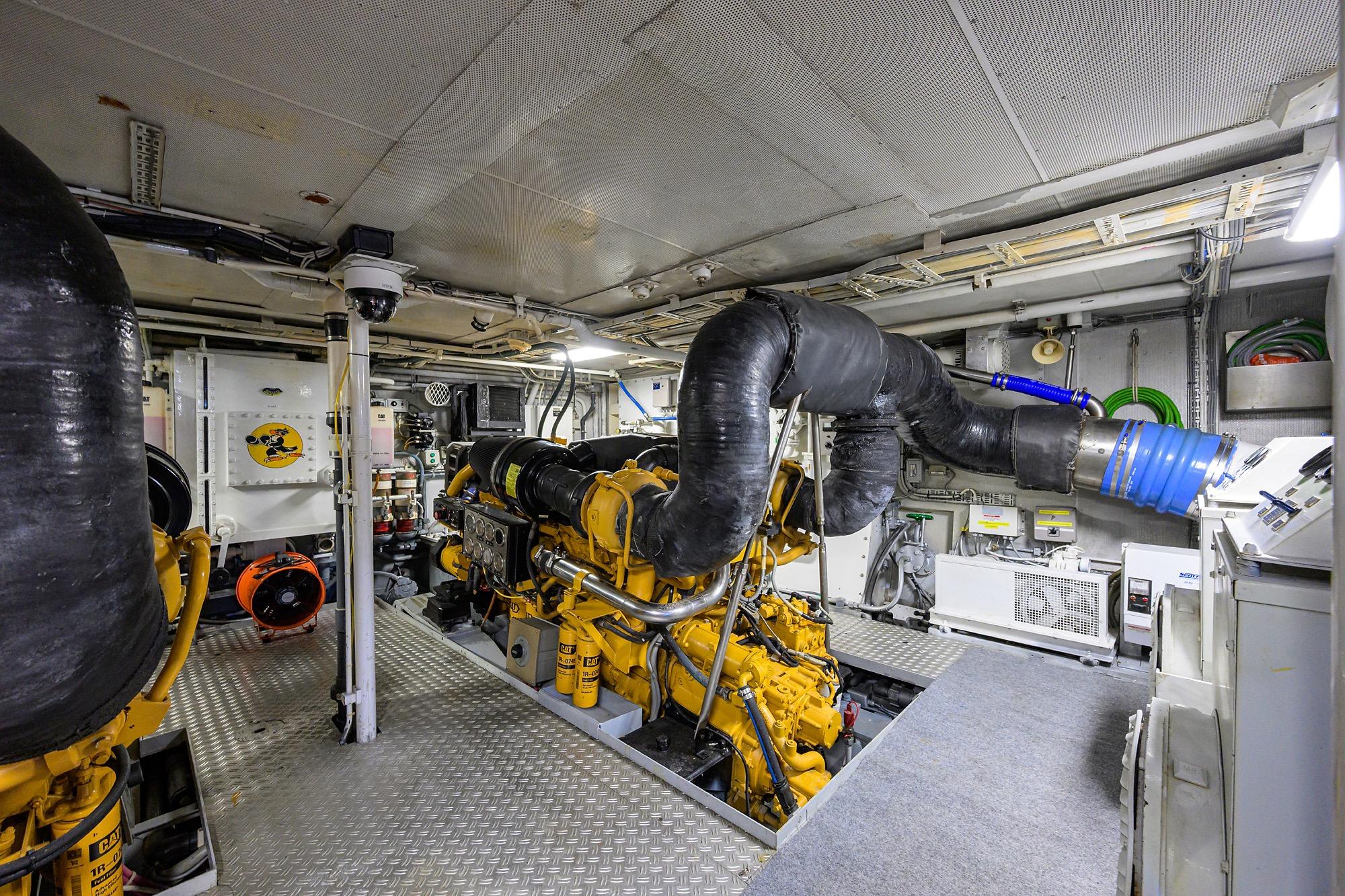 Boat image 65