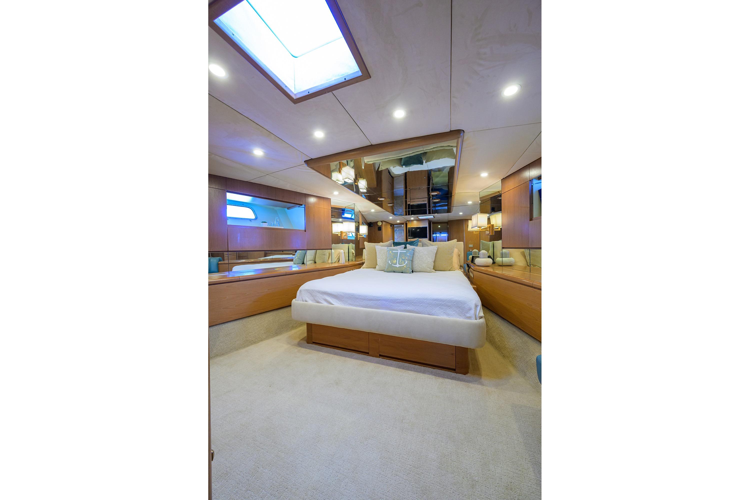 Boat image 78