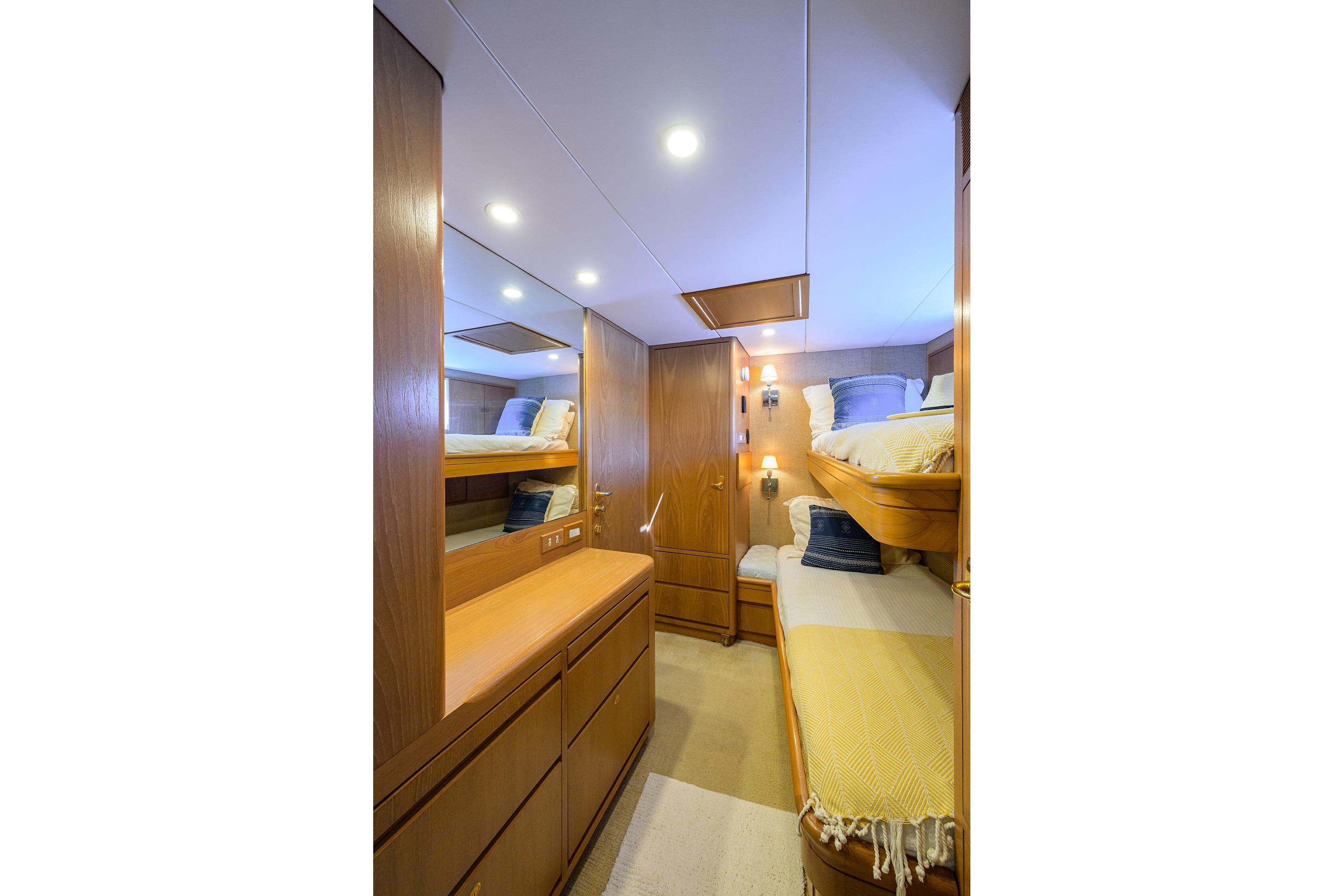 Boat image 127