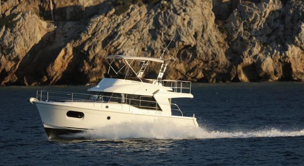 2021 Beneteau Swift Trawler 35