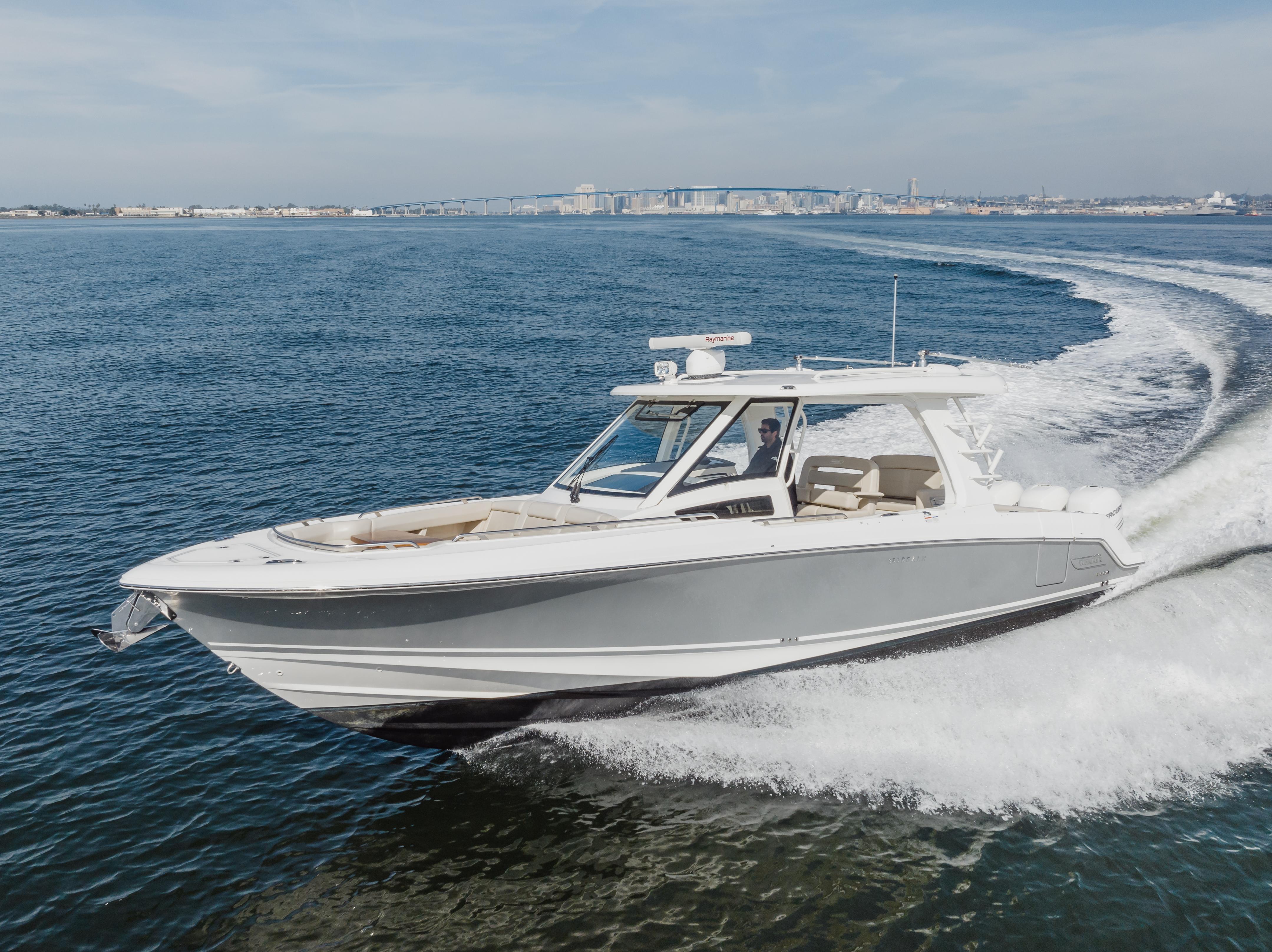 35′ Boston Whaler 2019 Yacht for Sale