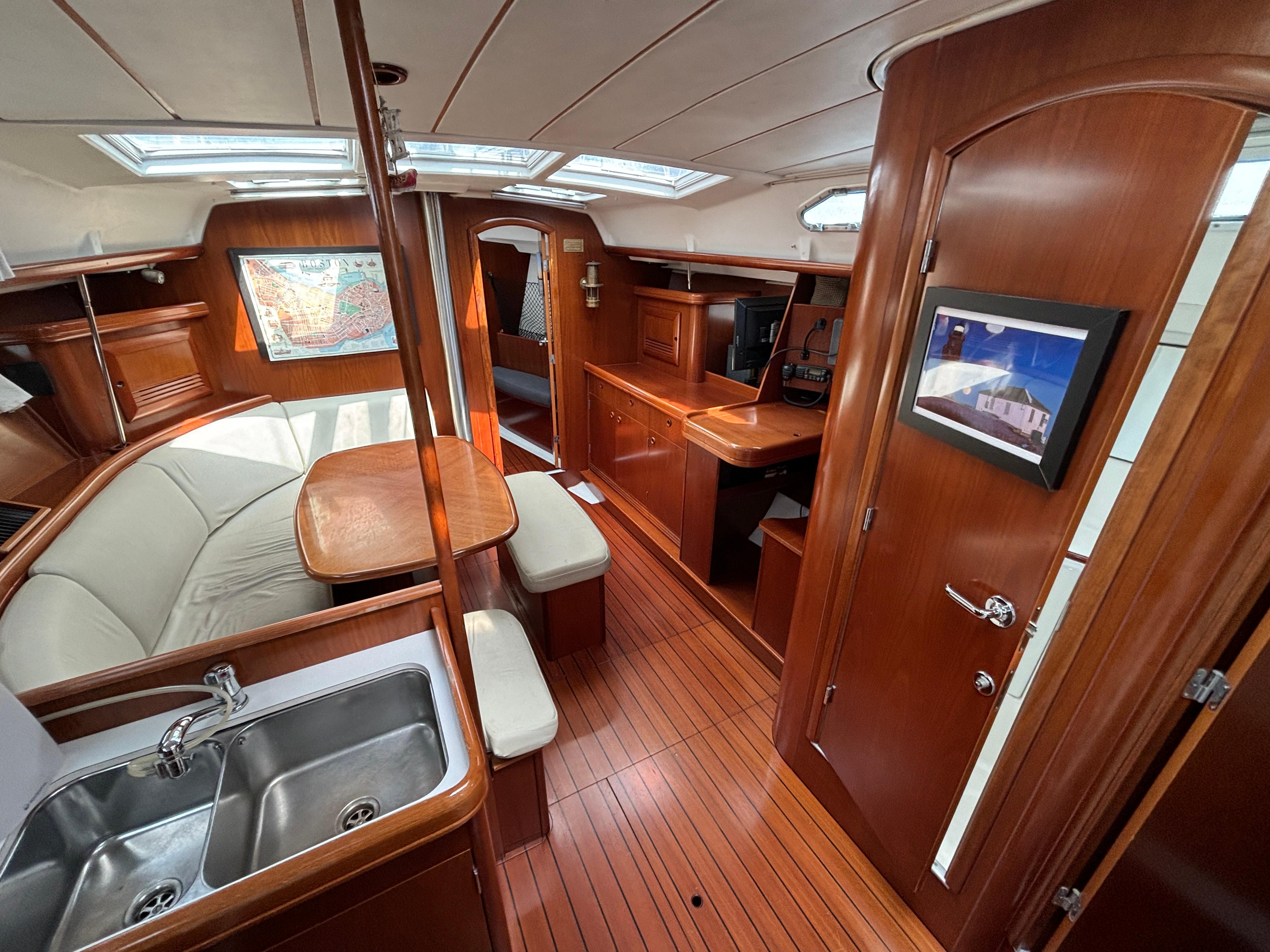 Newport RI Yacht Brokerage