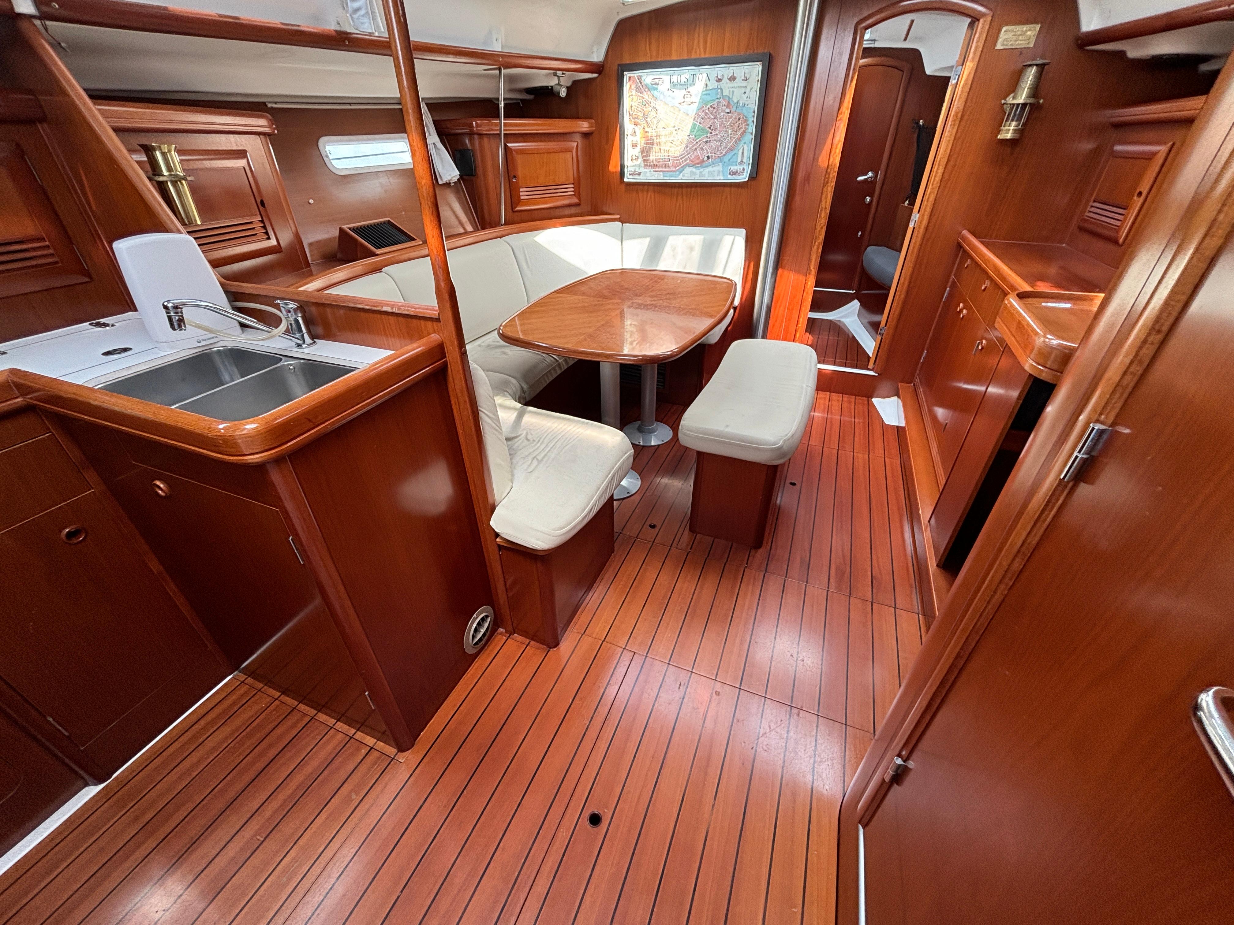 Newport RI Yacht Brokerage