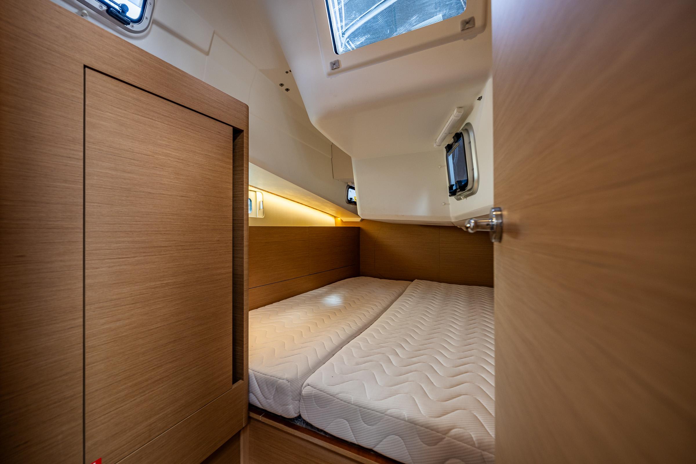 Jeanneau-Sun Odyssey 410 2022-Into The Blue WA-US-9751190 | Thumbnail