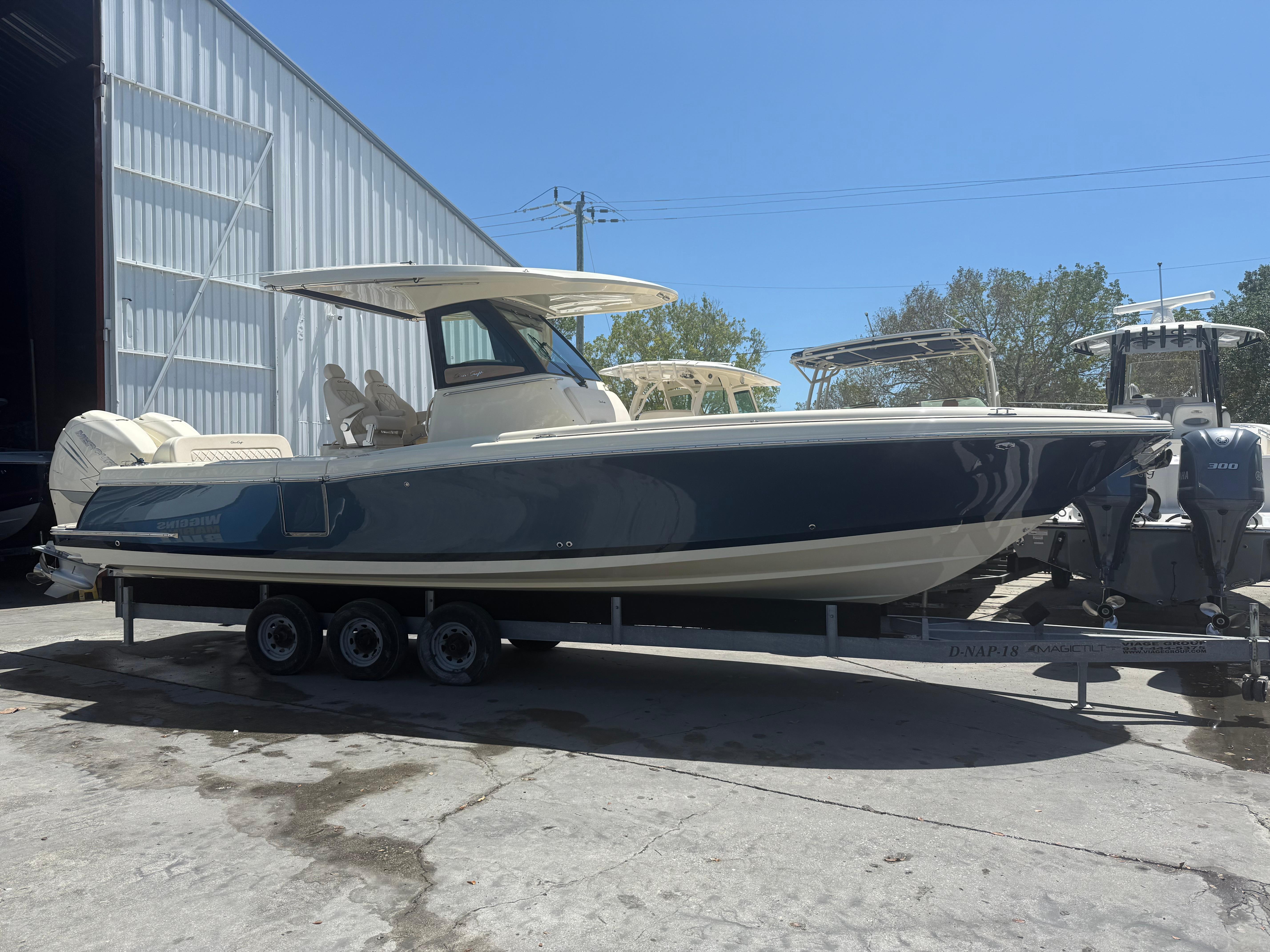2022 Chris-Craft Catalina 30