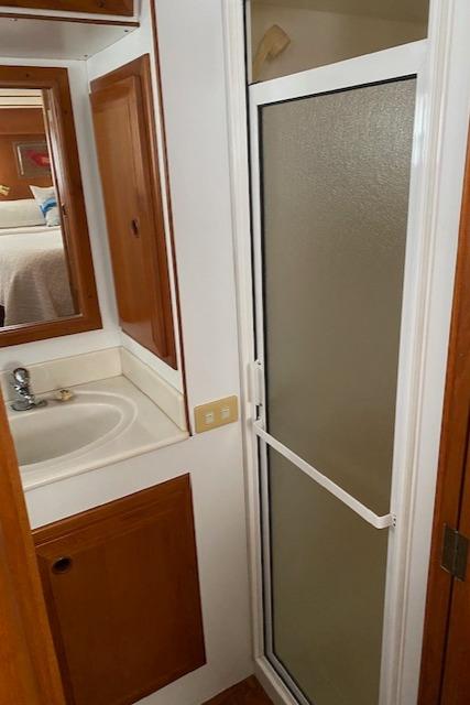 Destiny Yacht Photos Pics Master Stateroom Head/Shower Stall