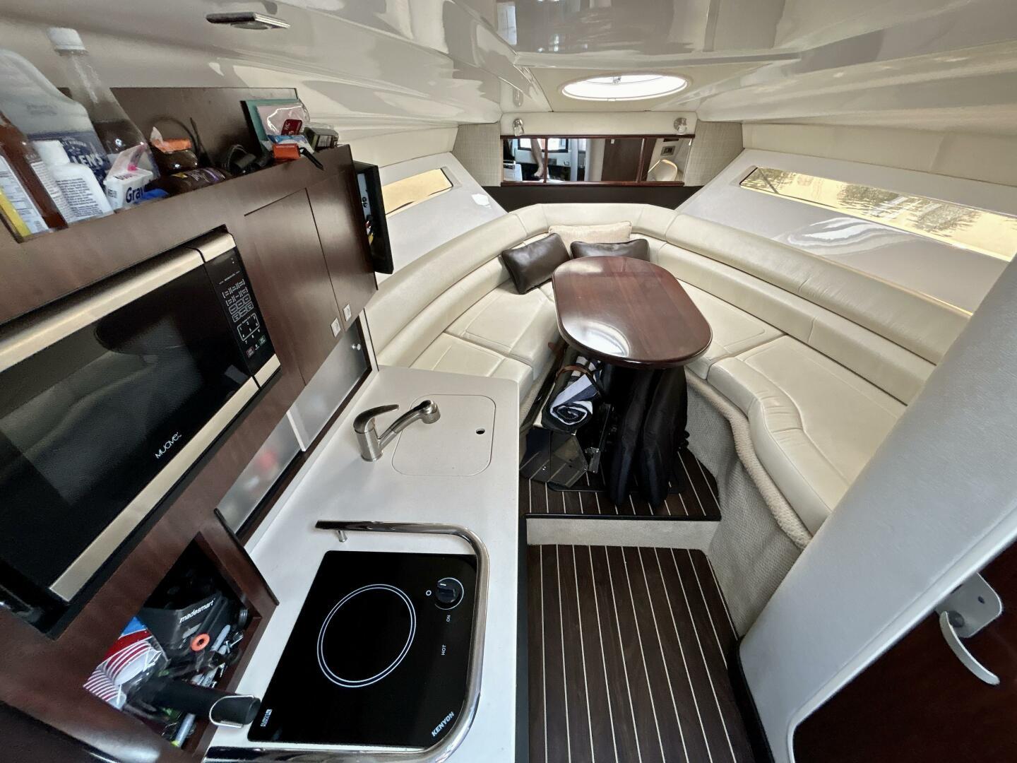 2018-monterey-295-sport-yacht-power-9531212-20250402082619760-1_XLARGE