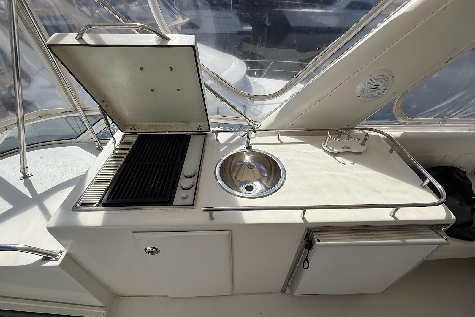 SC 10461 KM Knot 10 Yacht Sales SC 10461 KM Knot 10 Yacht Sales
