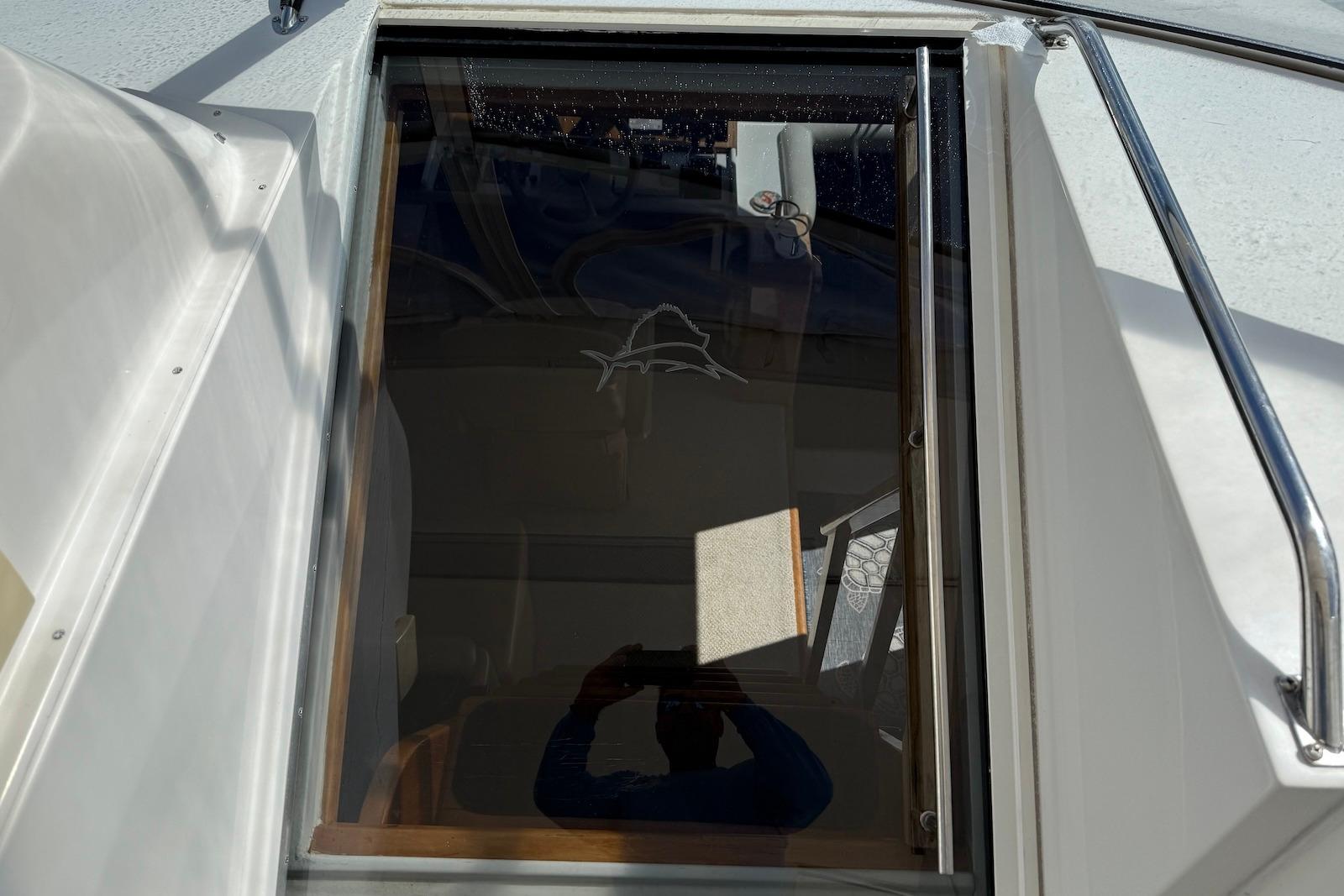 SC 10461 KM Knot 10 Yacht Sales SC 10461 KM Knot 10 Yacht Sales