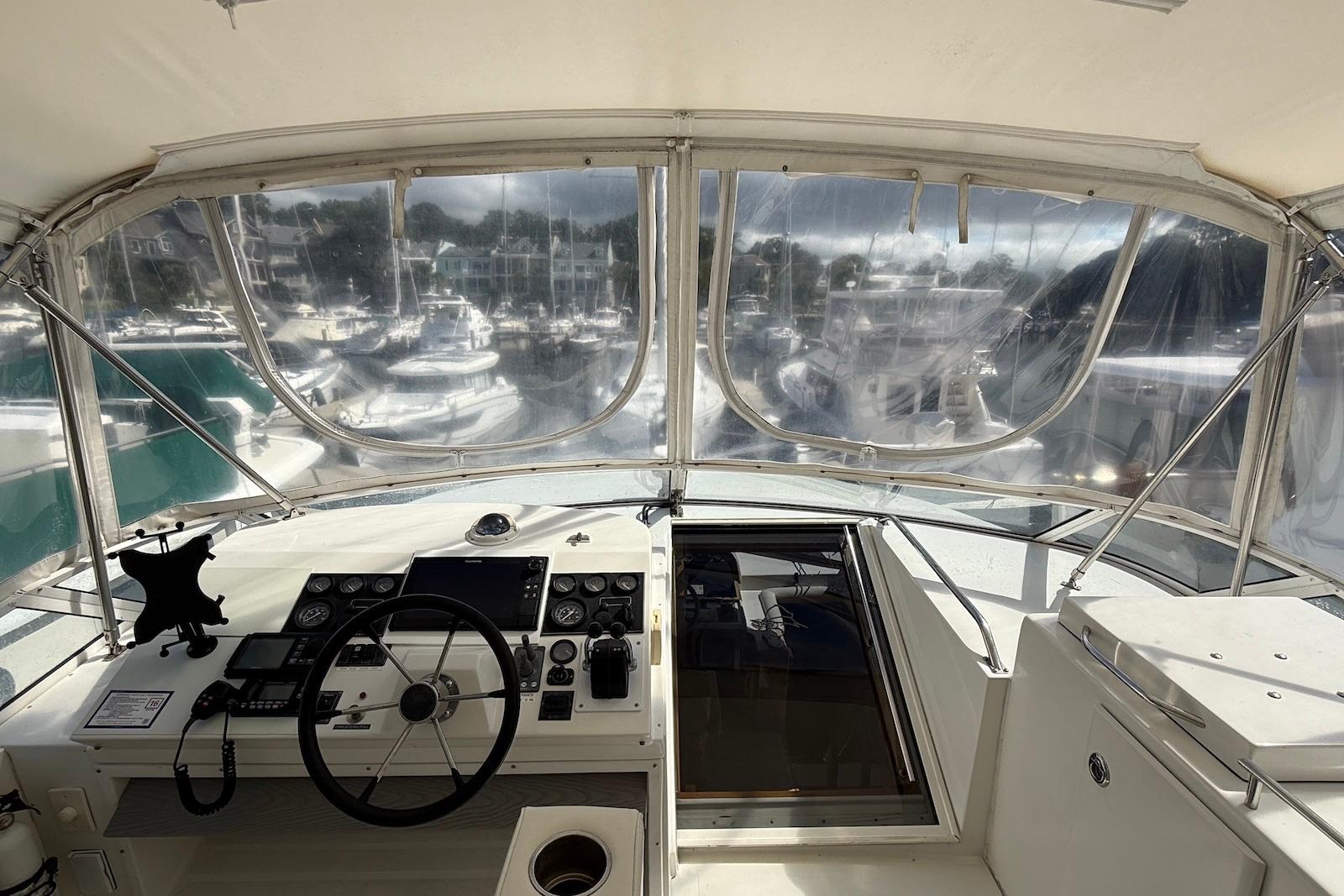SC 10461 KM Knot 10 Yacht Sales SC 10461 KM Knot 10 Yacht Sales