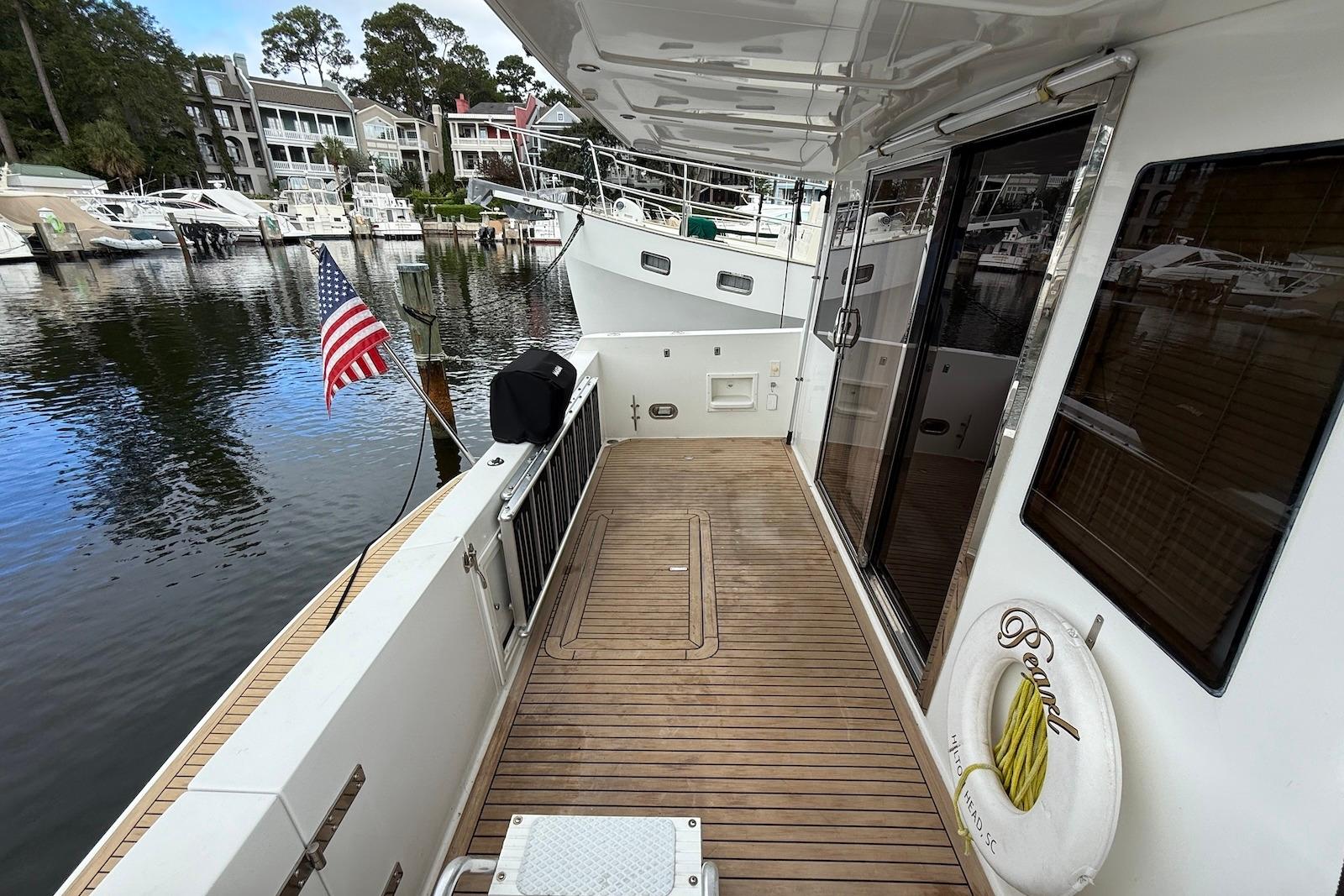 SC 10461 KM Knot 10 Yacht Sales SC 10461 KM Knot 10 Yacht Sales