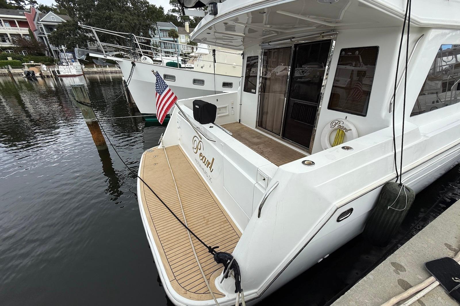 SC 10461 KM Knot 10 Yacht Sales SC 10461 KM Knot 10 Yacht Sales