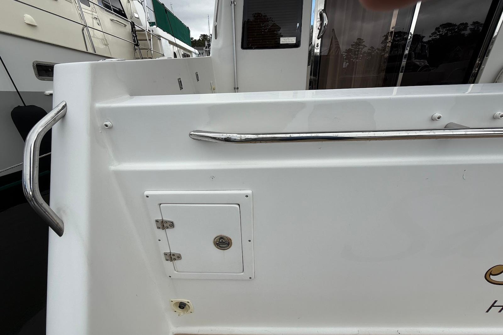 SC 10461 KM Knot 10 Yacht Sales SC 10461 KM Knot 10 Yacht Sales