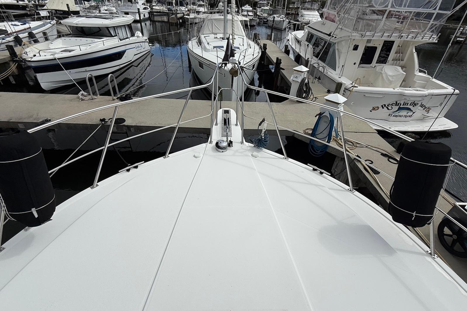 SC 10461 KM Knot 10 Yacht Sales SC 10461 KM Knot 10 Yacht Sales
