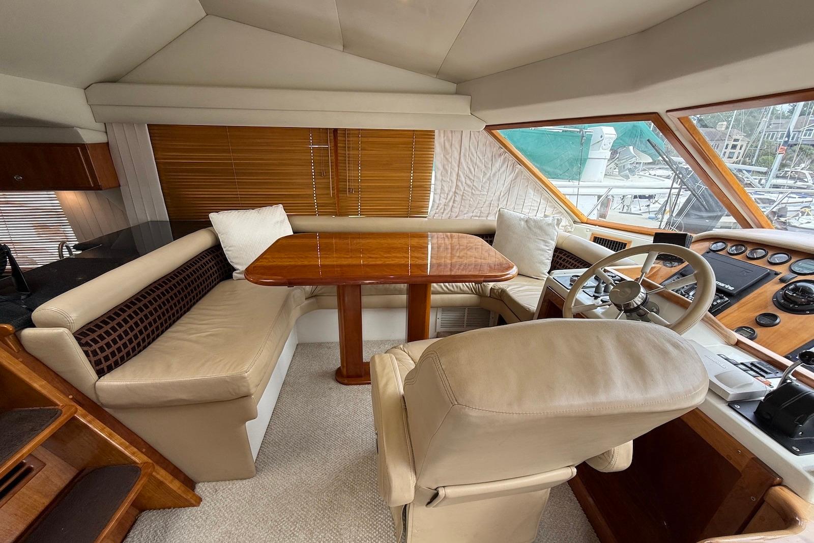 SC 10461 KM Knot 10 Yacht Sales SC 10461 KM Knot 10 Yacht Sales