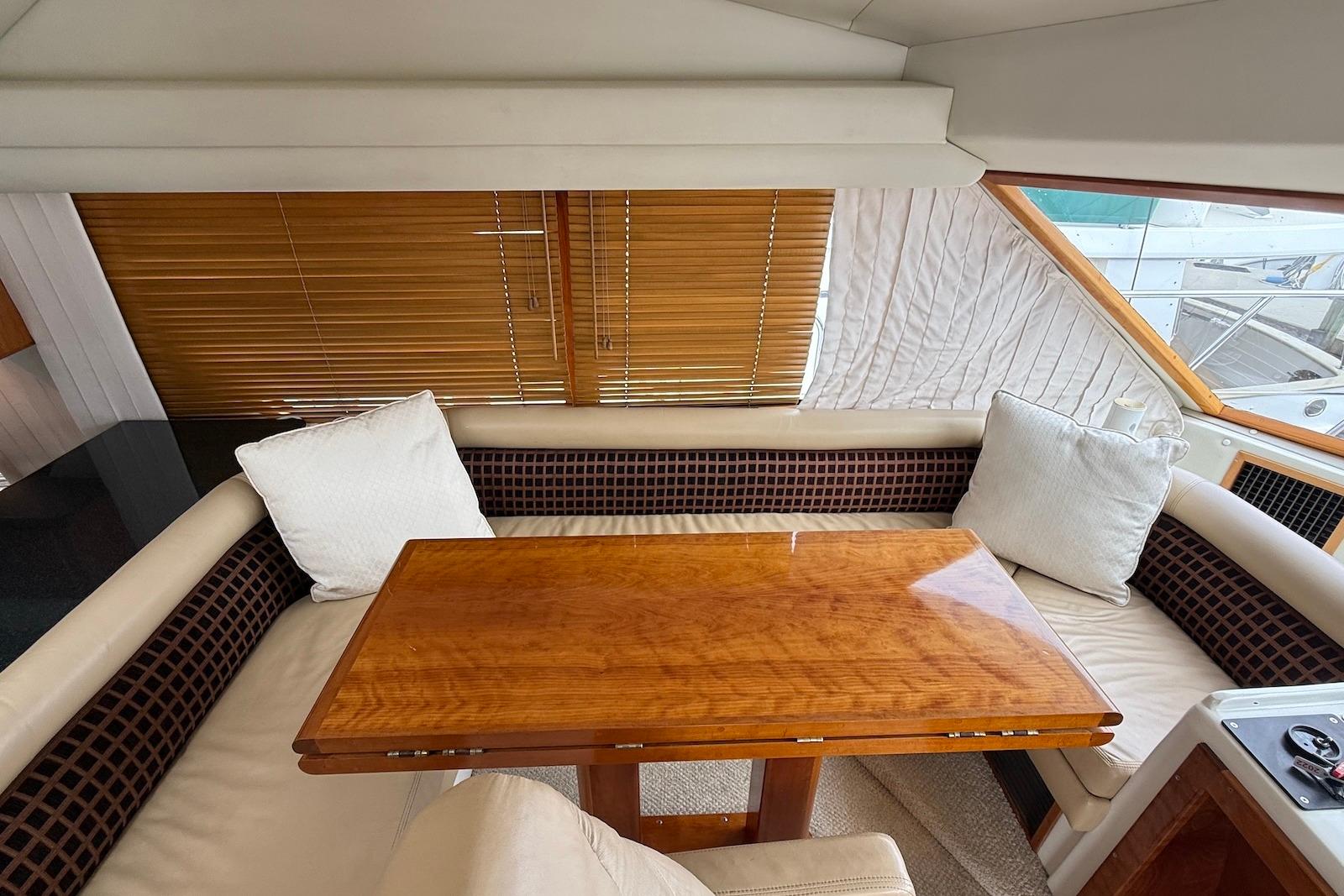 SC 10461 KM Knot 10 Yacht Sales SC 10461 KM Knot 10 Yacht Sales