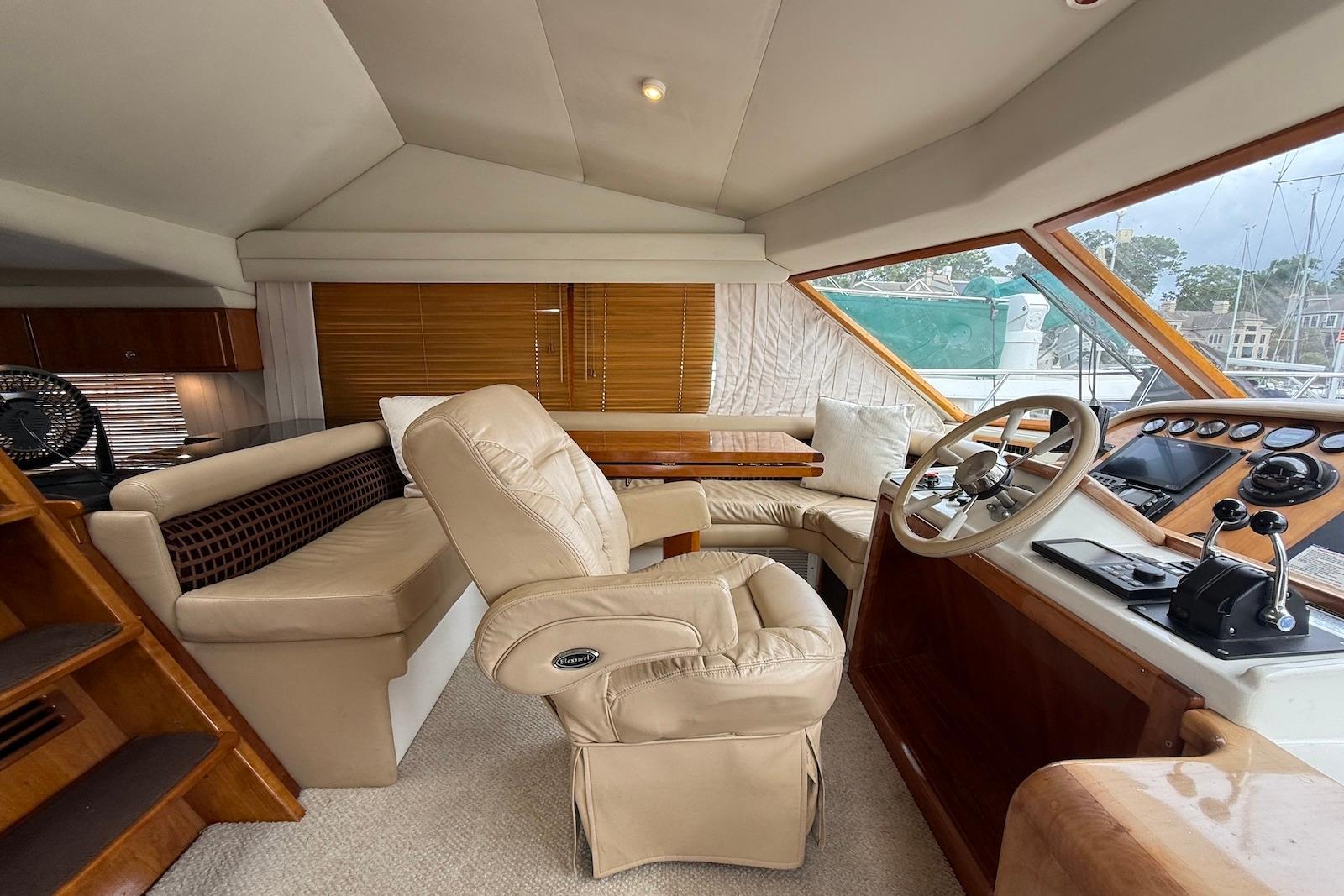 SC 10461 KM Knot 10 Yacht Sales SC 10461 KM Knot 10 Yacht Sales