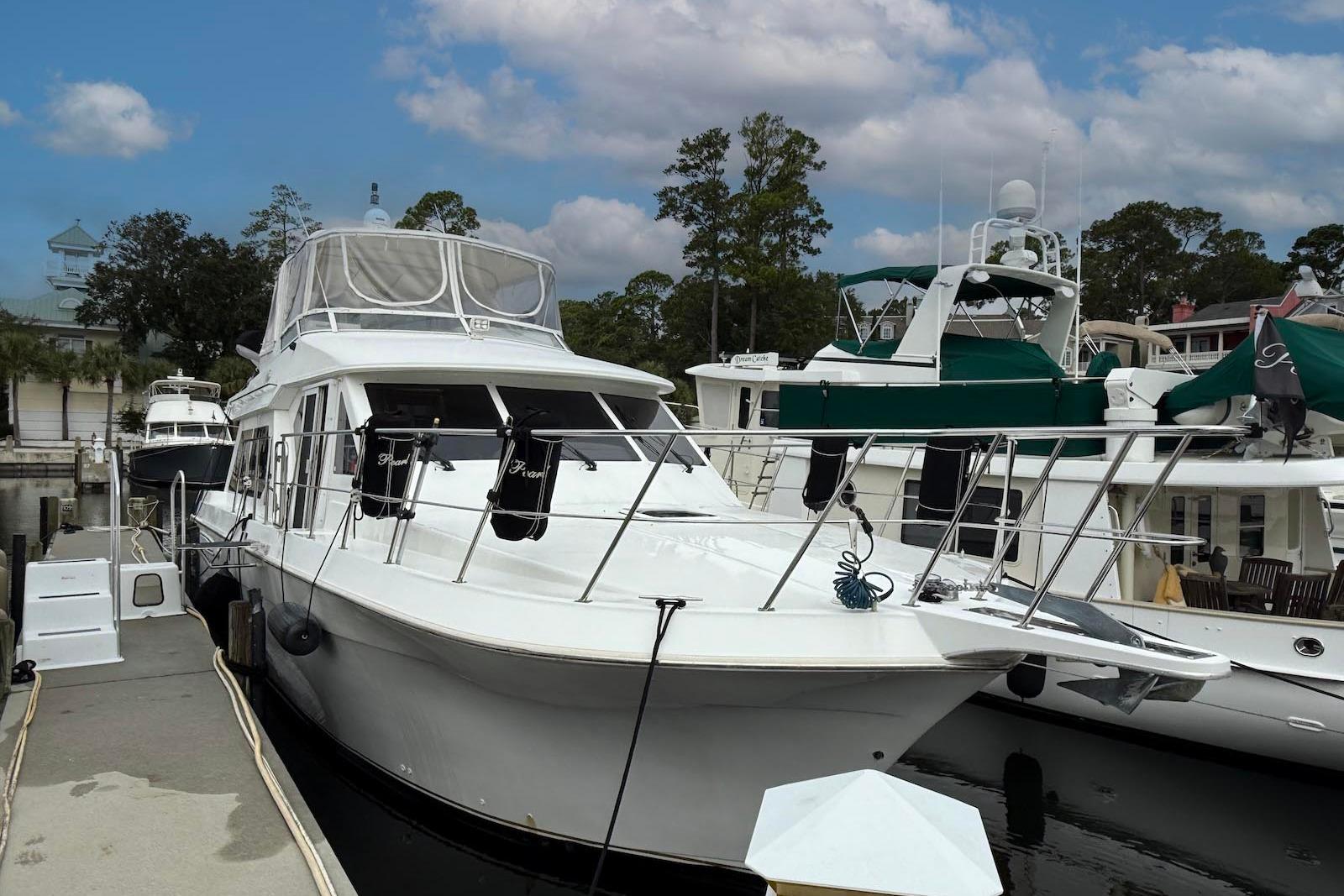 SC 10461 KM Knot 10 Yacht Sales SC 10461 KM Knot 10 Yacht Sales