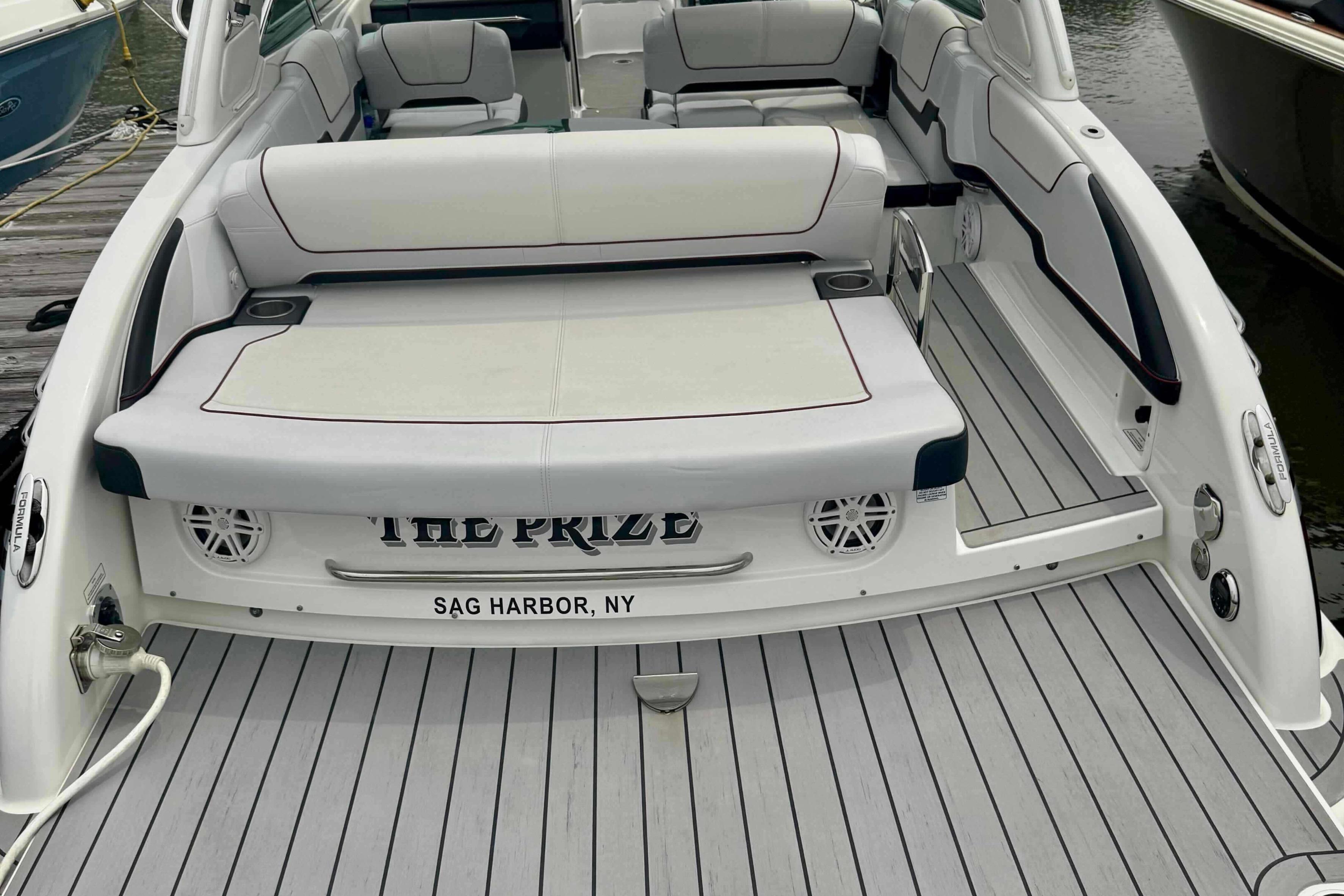 2020 Formula 290 Bowrider boat with spacious seating, docked at Sag Harbor, NY.