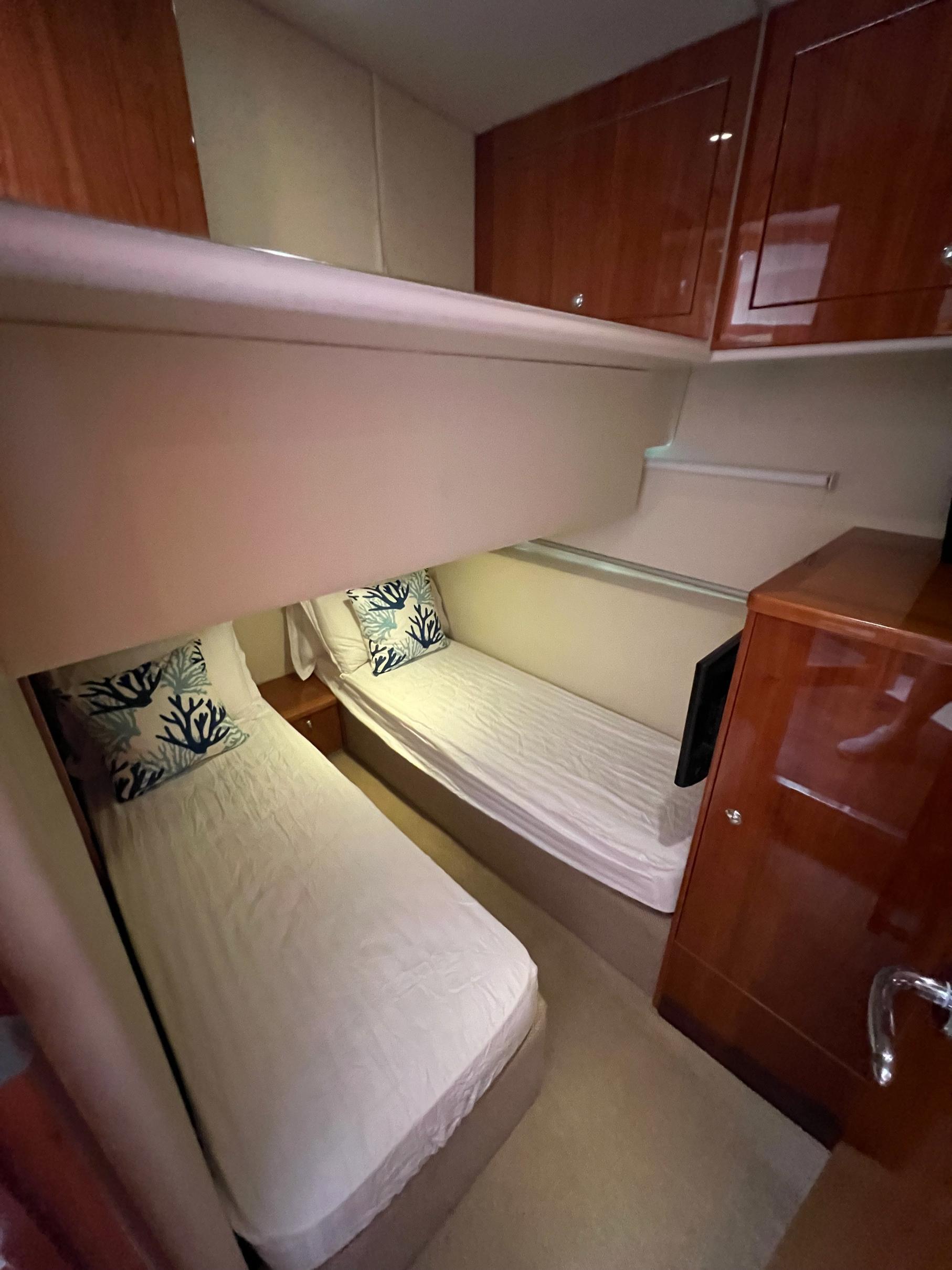 Riviera-45 OPEN 2016-NO NAME FL-US-9751232 | Thumbnail
