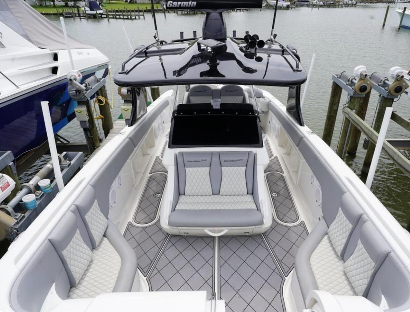 2010 Concept 4400 Sport Yacht