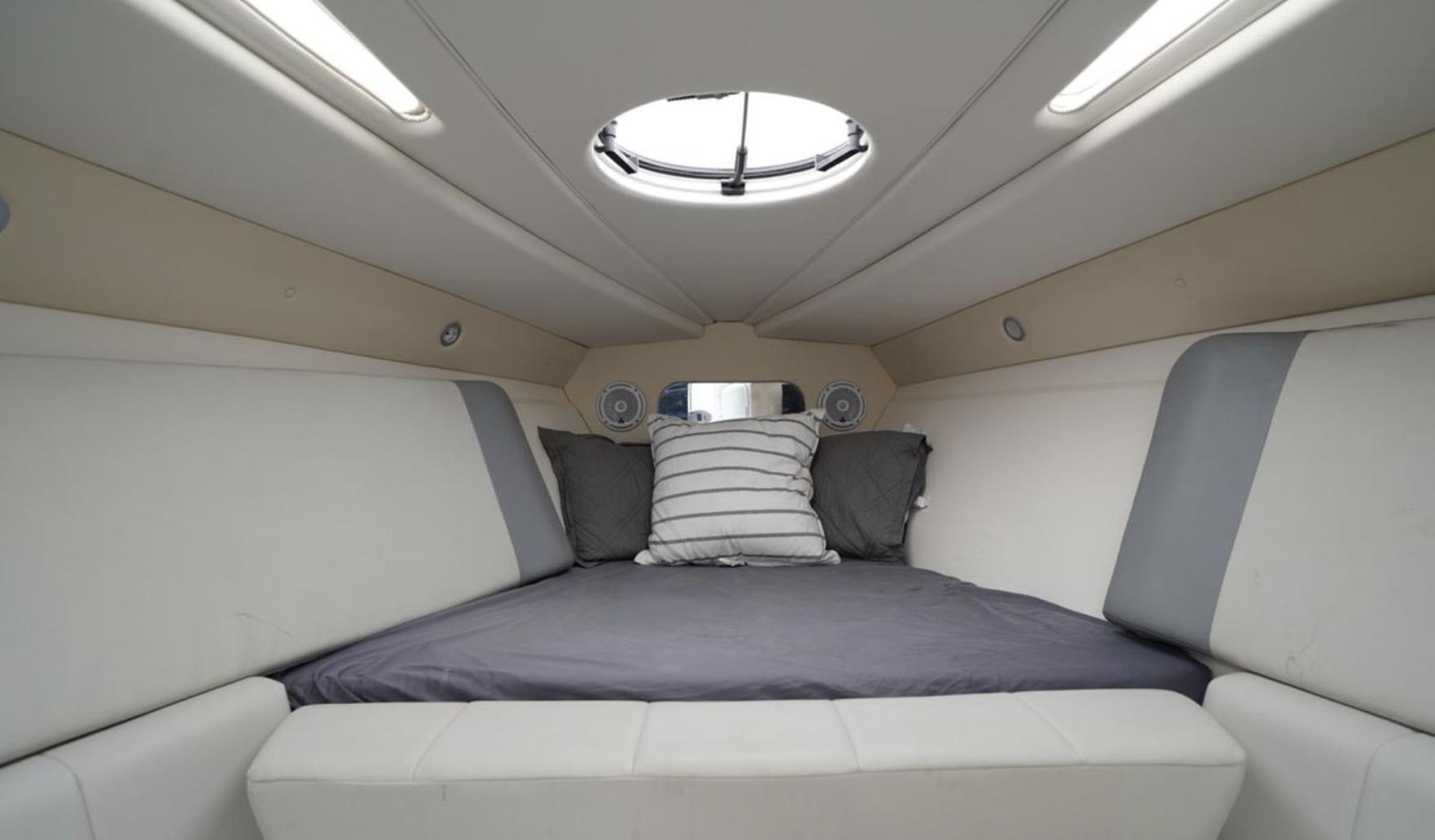 2010 Concept 4400 Sport Yacht