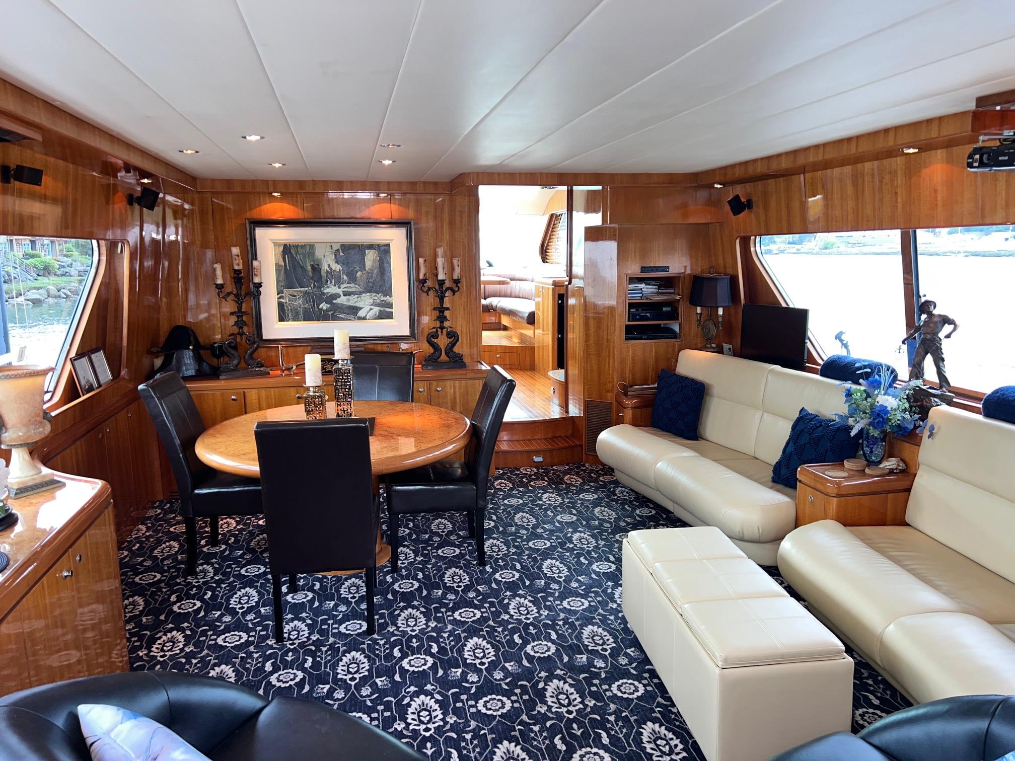 2001 Horizon Skylounge #TBBA82111 inventory image at Sun Country Yachts, South Lake Union (Seattle) 2001 Horizon Skylounge #TBBA82111 inventory image at Sun Country Yachts, South Lake Union (Seattle)