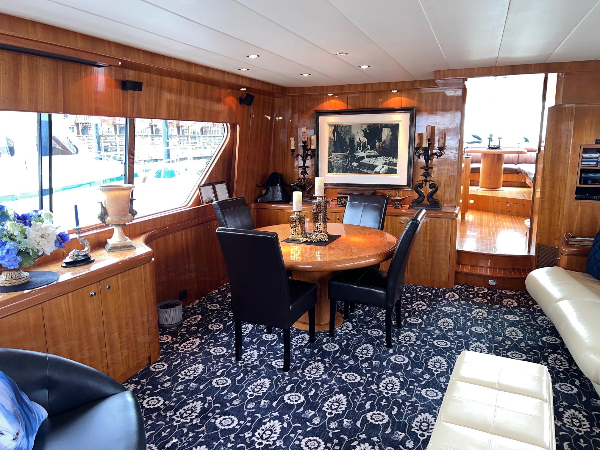 2001 Horizon Skylounge #TBBA82111 inventory image at Sun Country Yachts, South Lake Union (Seattle) 2001 Horizon Skylounge #TBBA82111 inventory image at Sun Country Yachts, South Lake Union (Seattle)