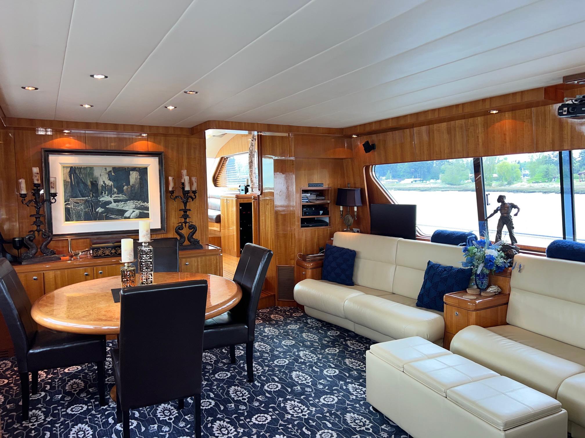 2001 Horizon Skylounge #TBBA82111 inventory image at Sun Country Yachts, South Lake Union (Seattle) 2001 Horizon Skylounge #TBBA82111 inventory image at Sun Country Yachts, South Lake Union (Seattle)
