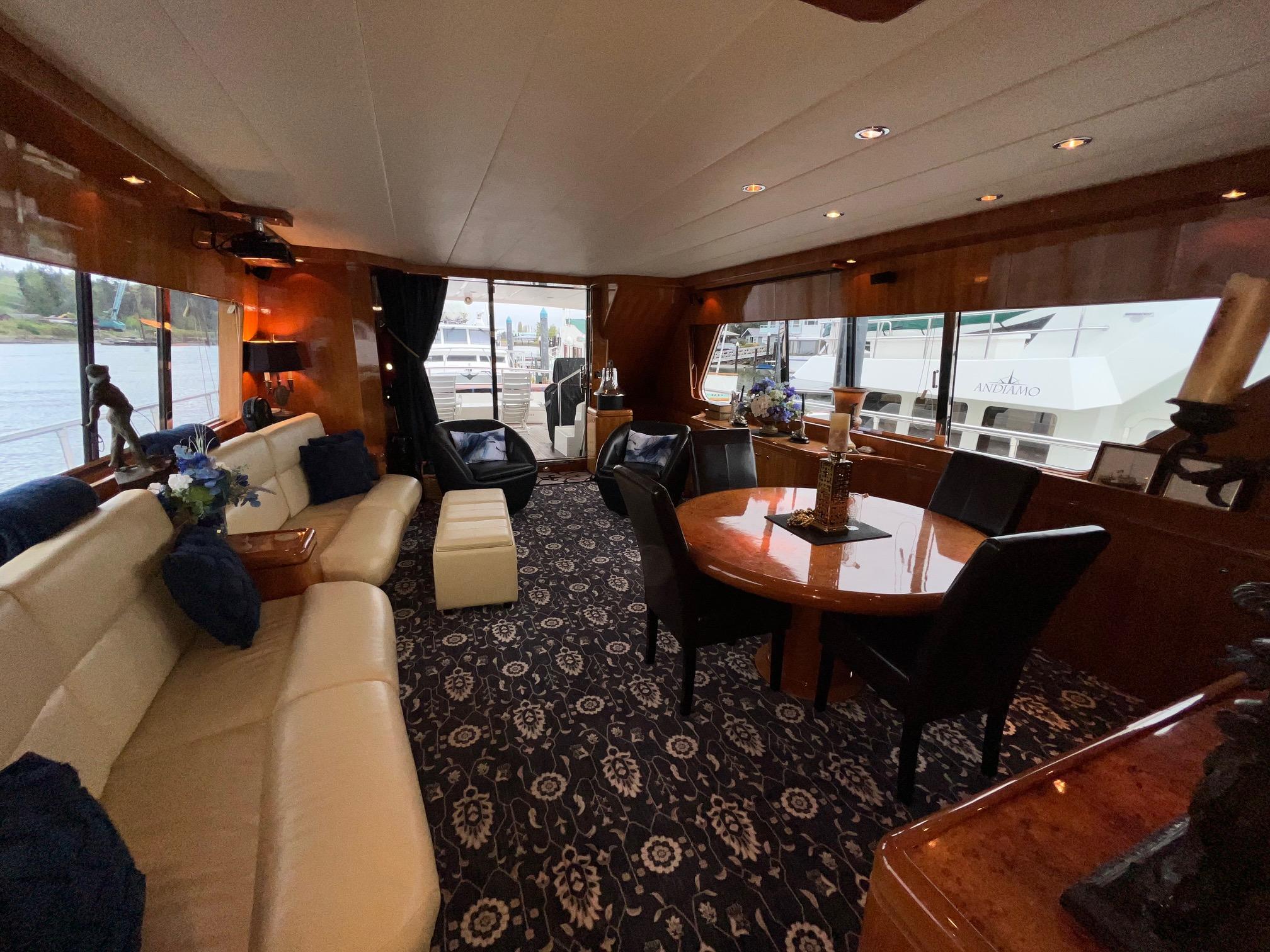2001 Horizon Skylounge #TBBA82111 inventory image at Sun Country Yachts, South Lake Union (Seattle) 2001 Horizon Skylounge #TBBA82111 inventory image at Sun Country Yachts, South Lake Union (Seattle)