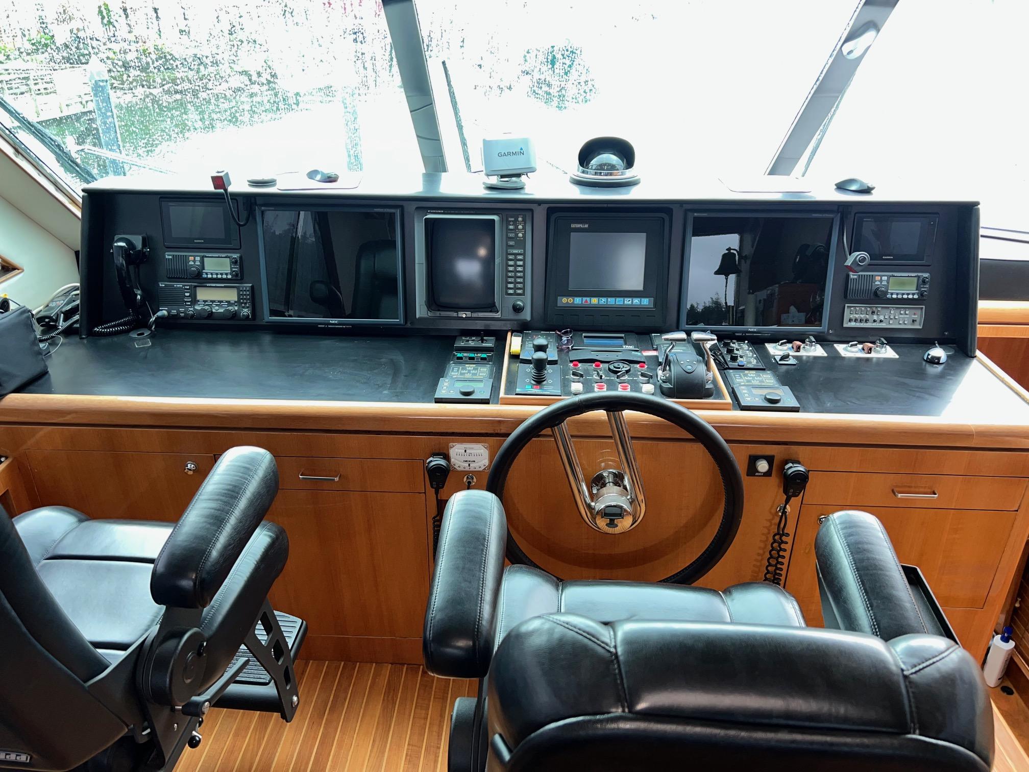 2001 Horizon Skylounge #TBBA82111 inventory image at Sun Country Yachts, South Lake Union (Seattle) 2001 Horizon Skylounge #TBBA82111 inventory image at Sun Country Yachts, South Lake Union (Seattle)