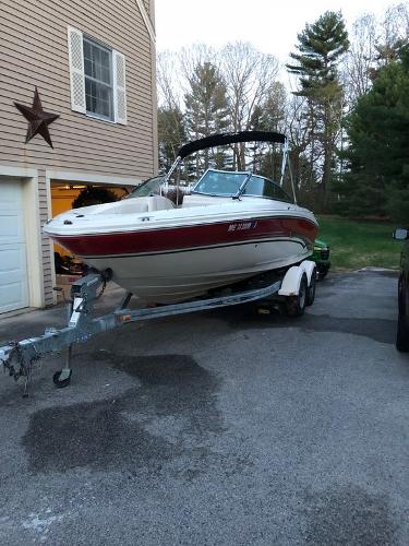 2012 Sea Ray boat for sale, model of the boat is 185 Sport & Image # 2 of 3