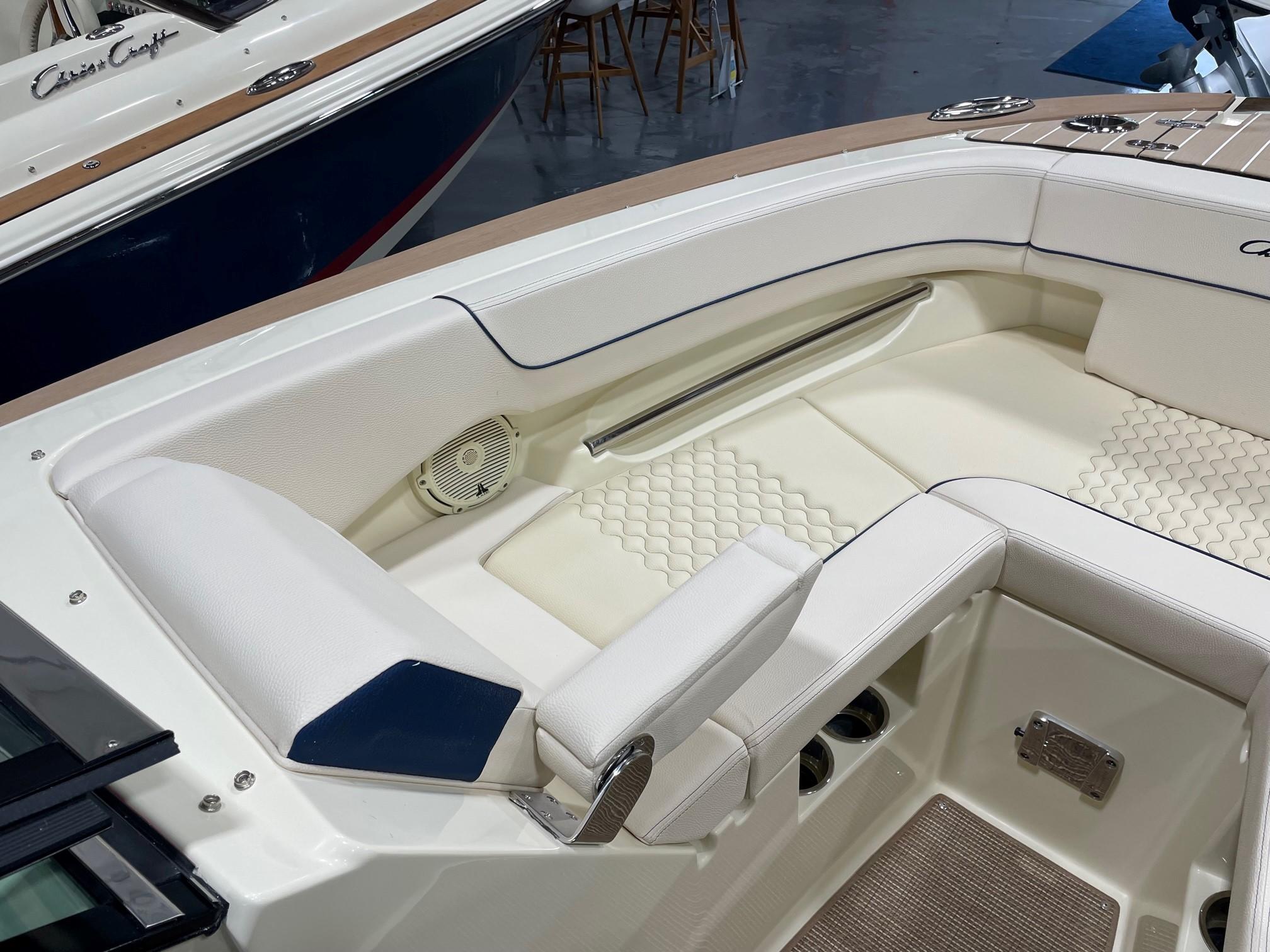 "launch 25 Gt" Yacht for Sale 25 Chriscraft Yachts Saugatuck, MI