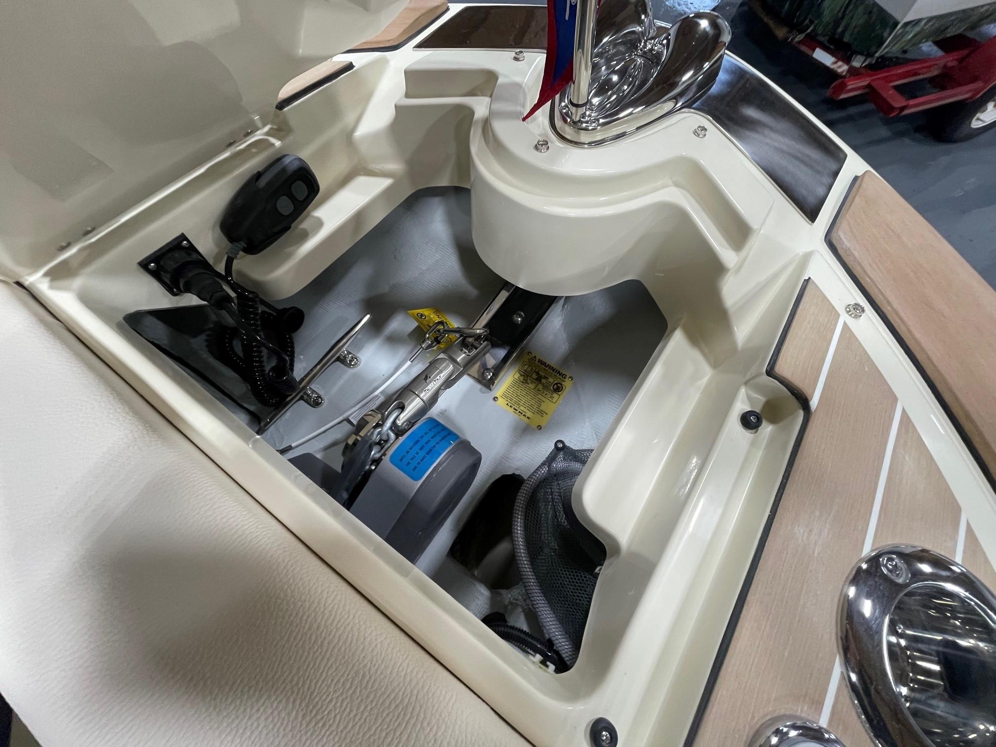 "launch 25 Gt" Yacht for Sale 25 Chriscraft Yachts Saugatuck, MI