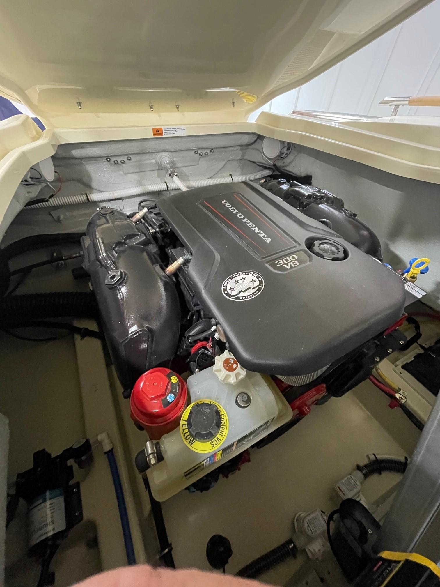 "launch 25 Gt" Yacht for Sale 25 Chriscraft Yachts Saugatuck, MI