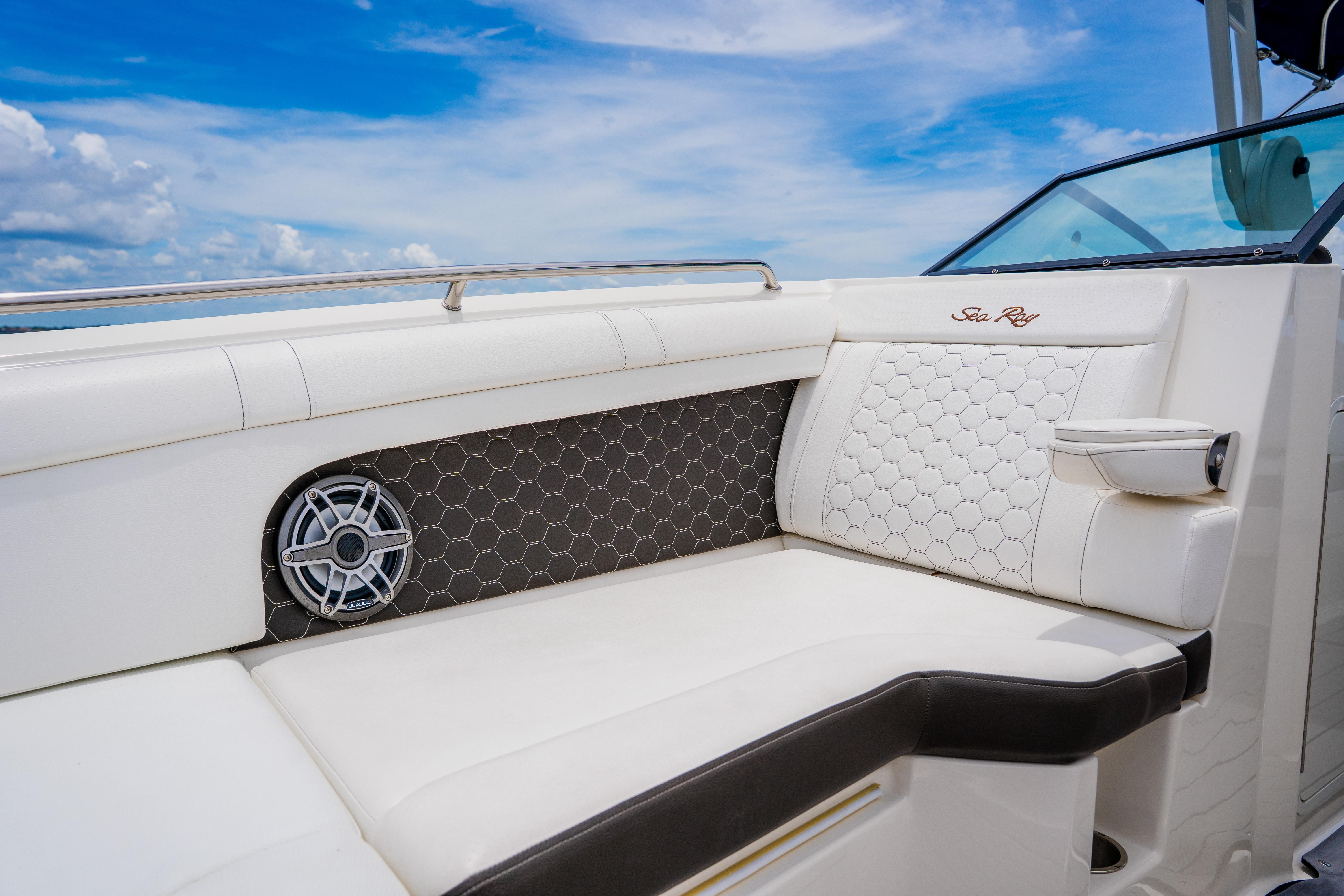 2019-sea-ray-sdx-270-outboard-power-9841205-20250622125223530-1