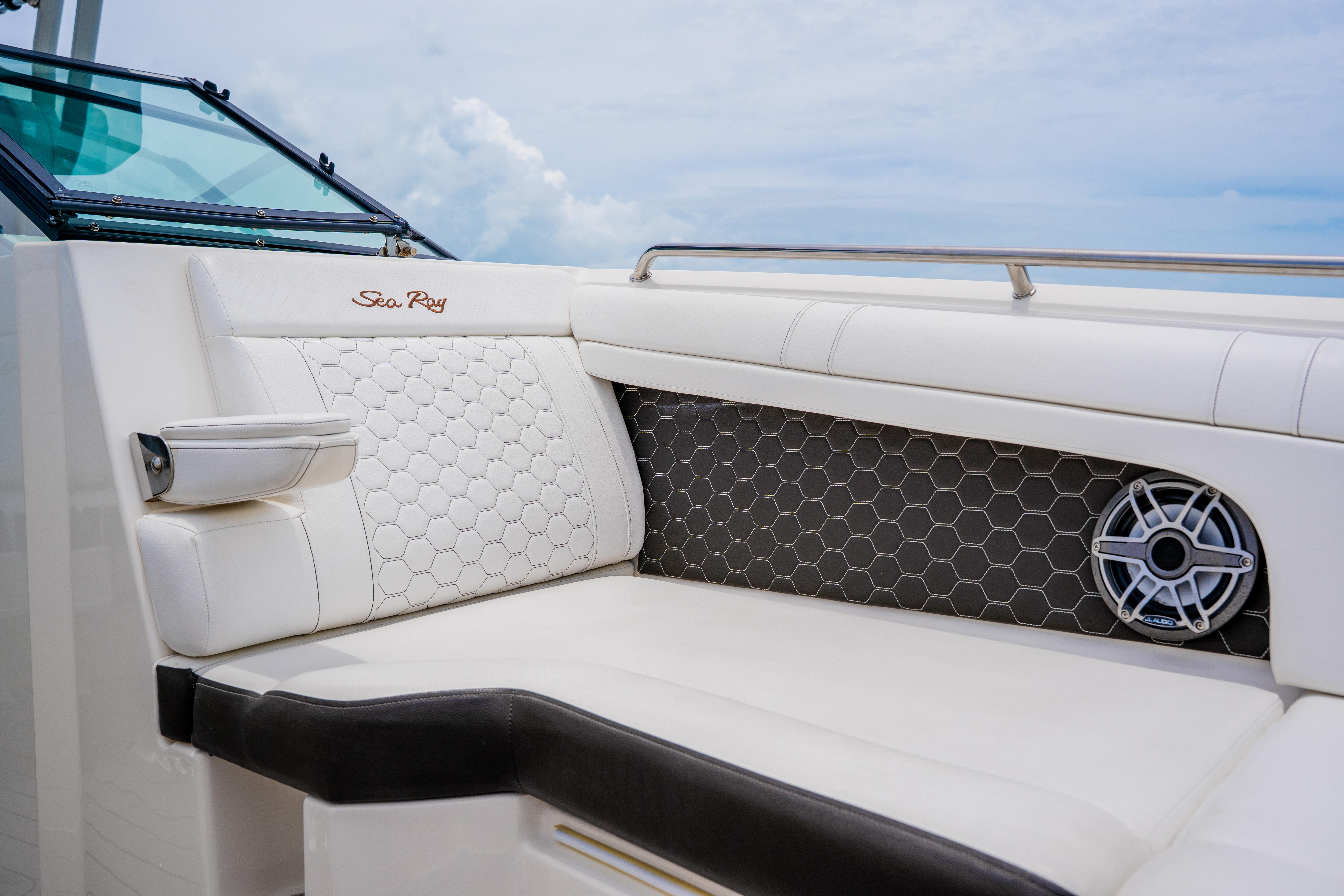 2019-sea-ray-sdx-270-outboard-power-9841205-20250622125233264-1