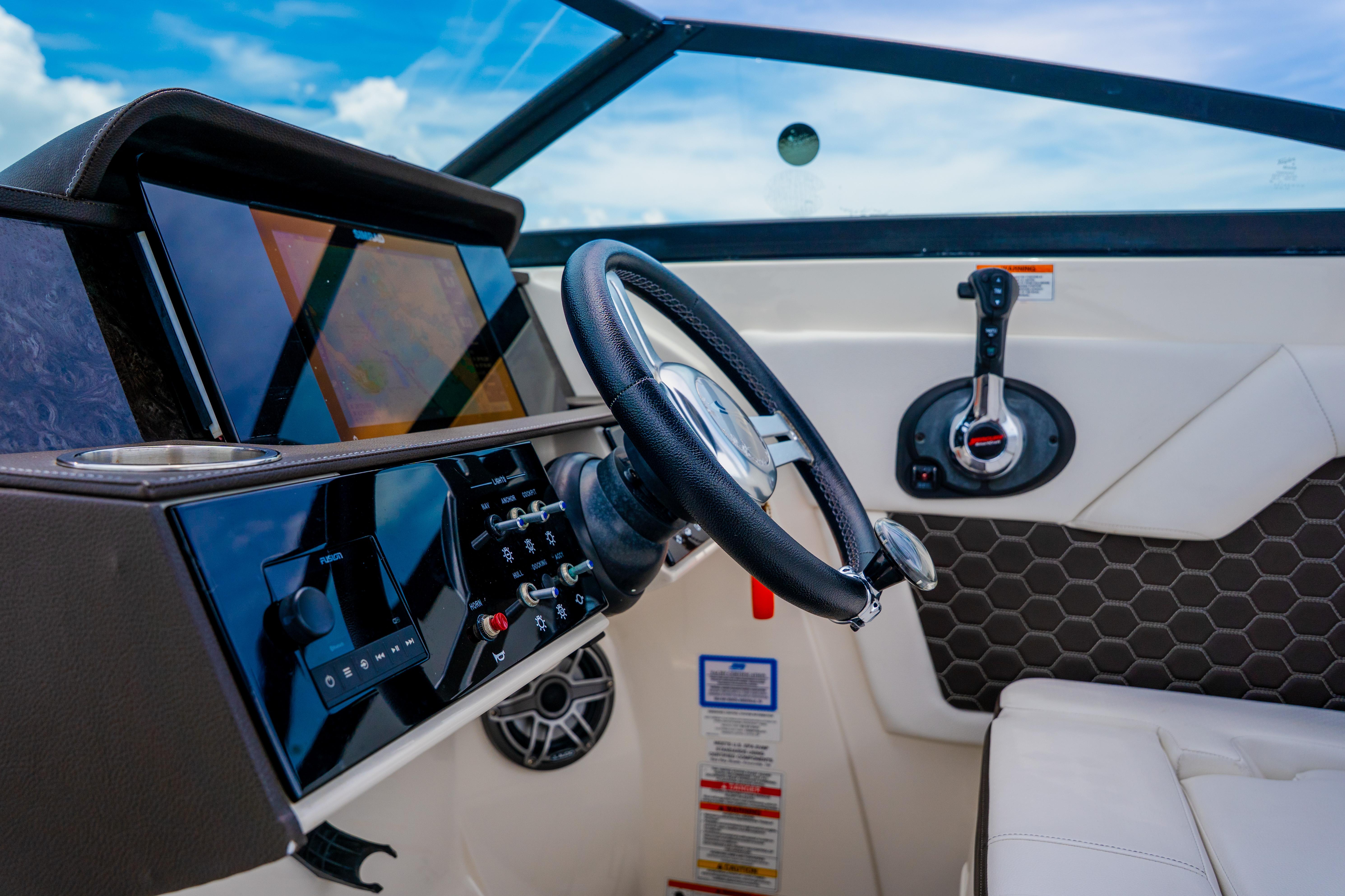 2019-sea-ray-sdx-270-outboard-power-9841205-20250622125317889-1