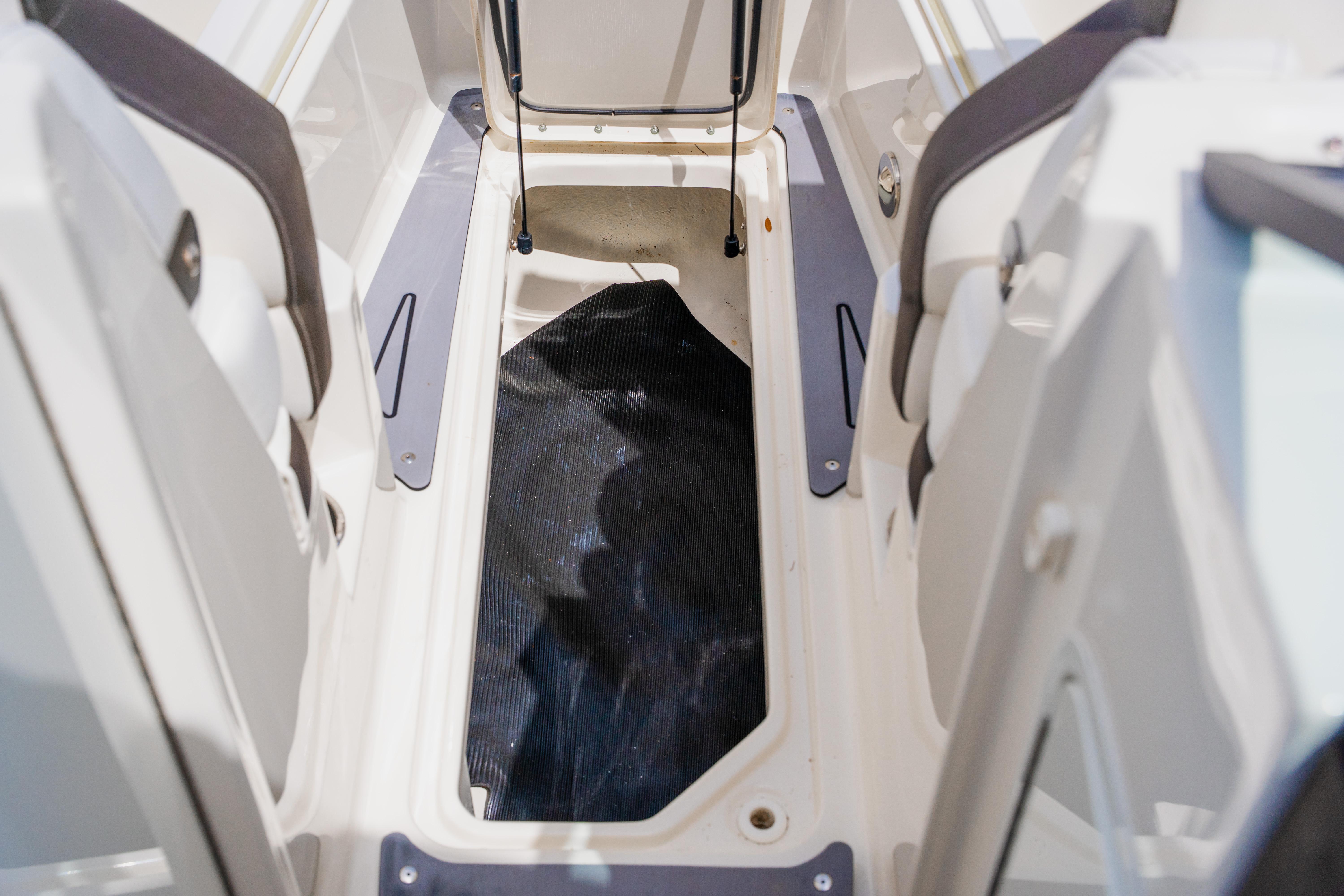2019-sea-ray-sdx-270-outboard-power-9841205-20250622125512185-1