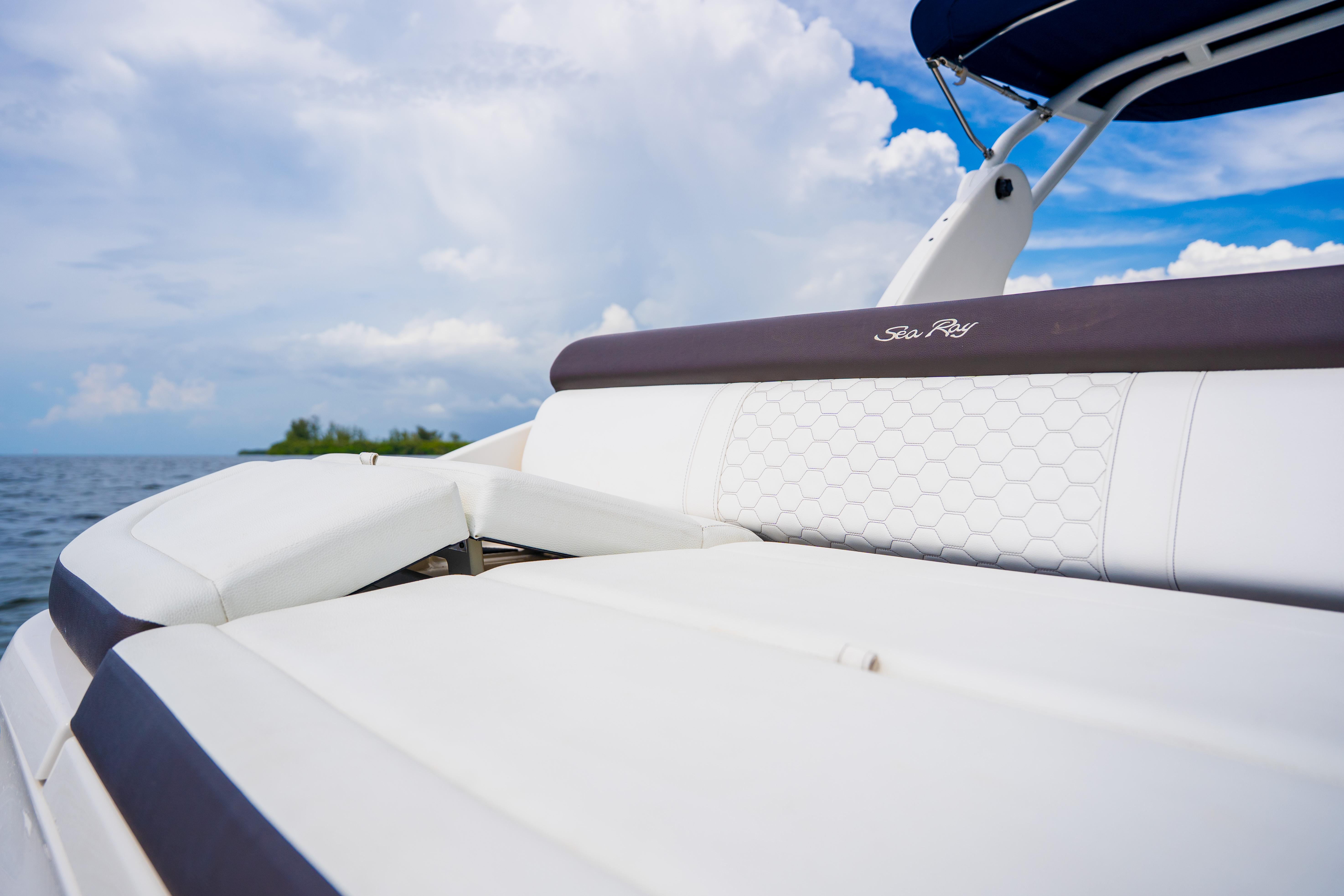 2019-sea-ray-sdx-270-outboard-power-9841205-20250622125547521-1