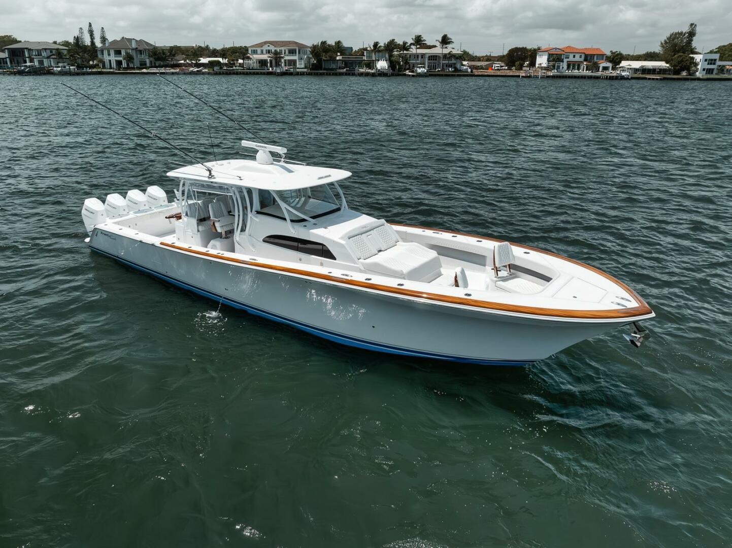 2024-front-runner-47-center-console-power-9751250-20250408125250149-1_XLARGE